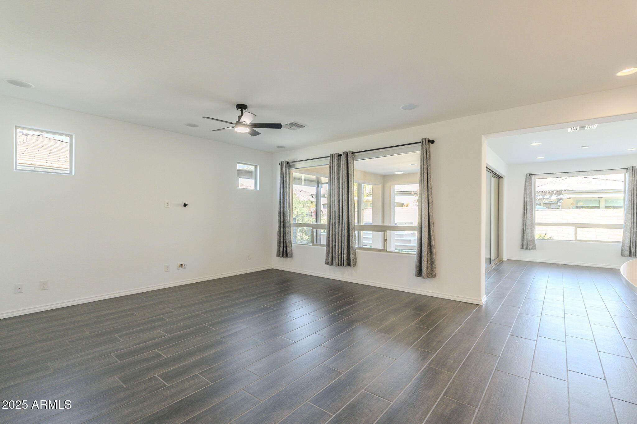 316 E Leverenz Avenue Property Photo 7