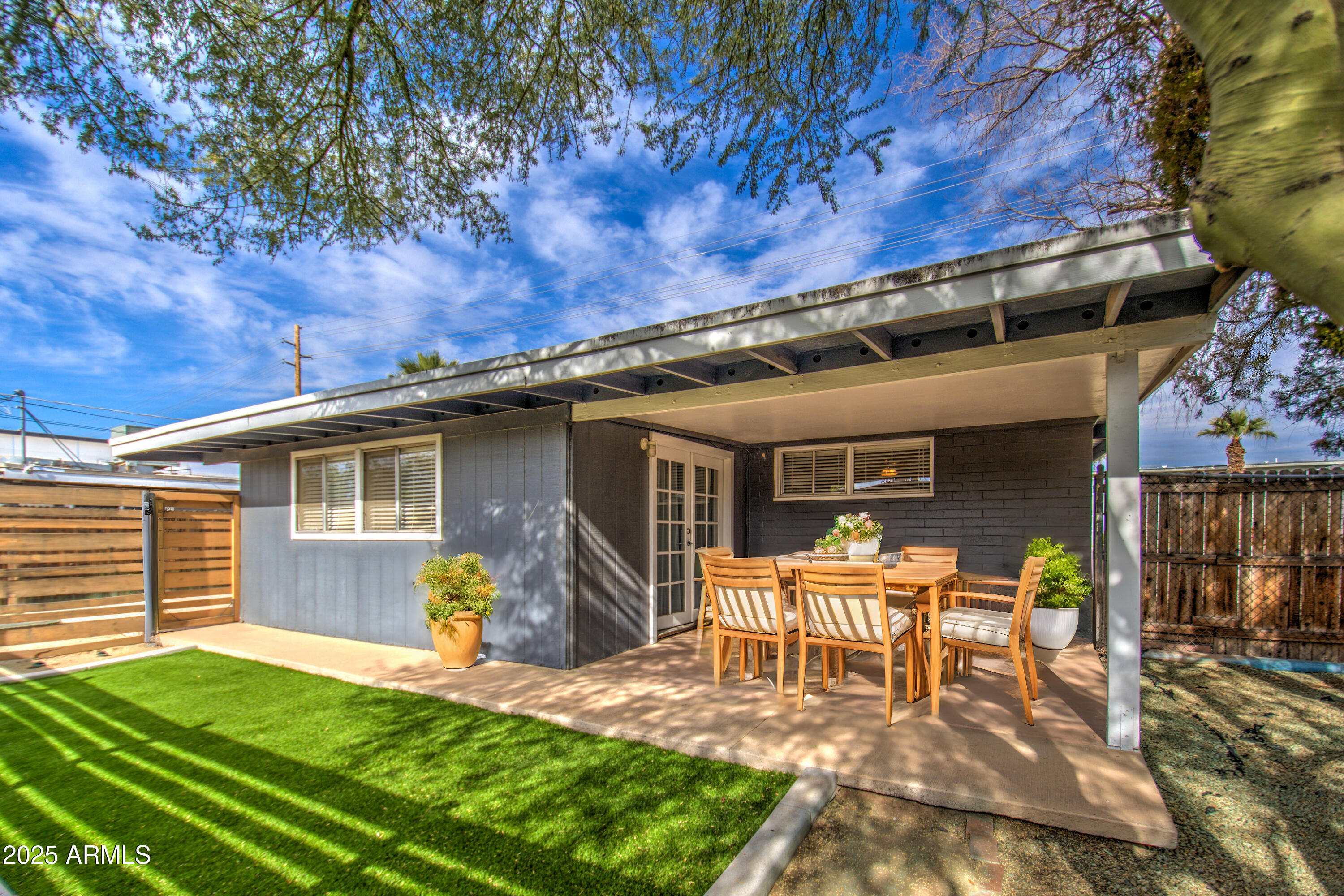 2937 E Osborn Road Property Photo 42