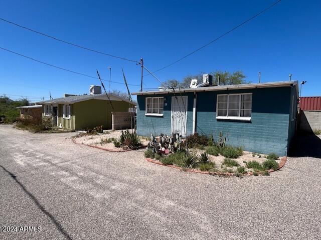 2528 N Fontana Avenue Property Photo 1