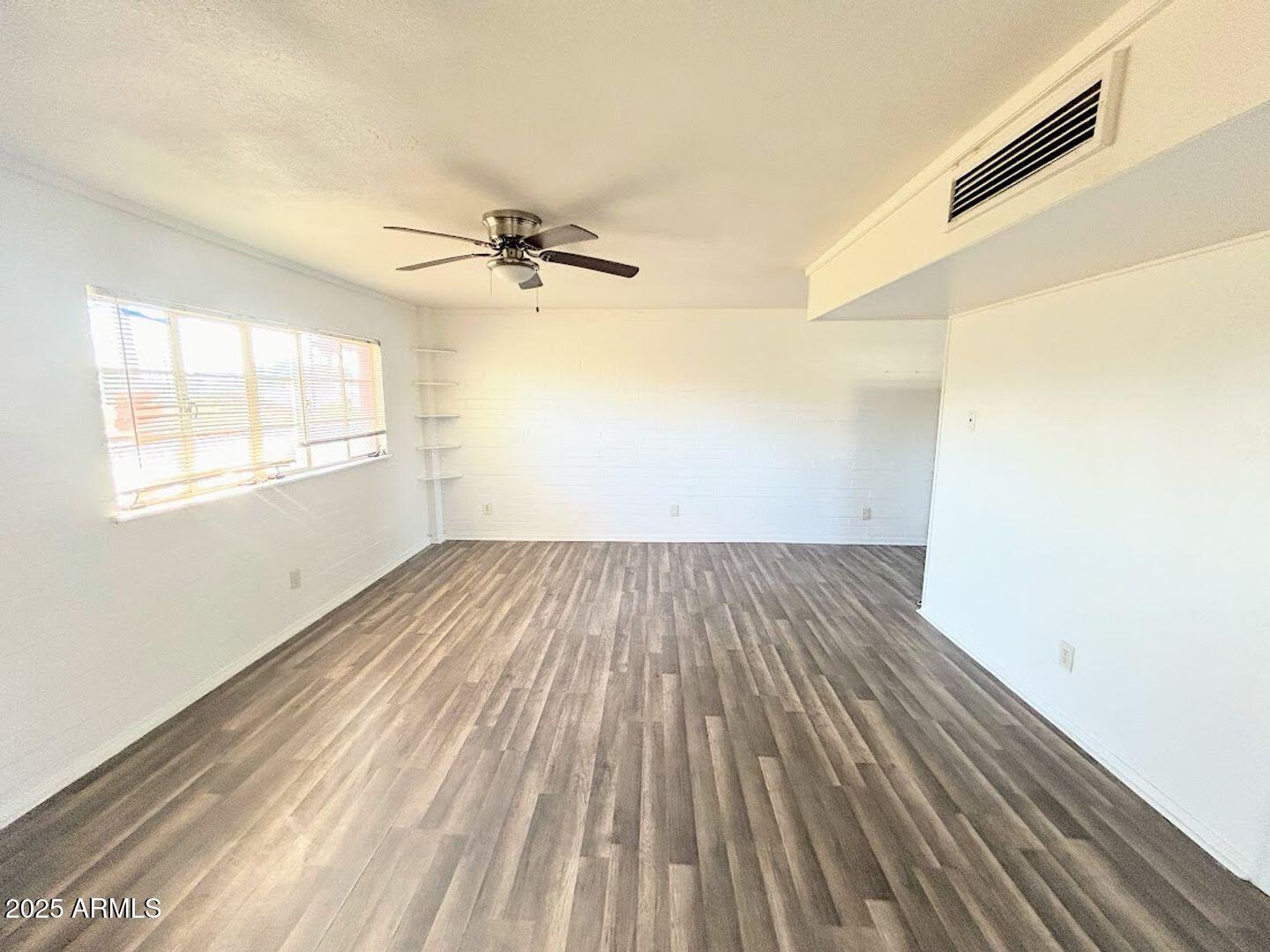 2528 N Fontana Avenue Property Photo 7