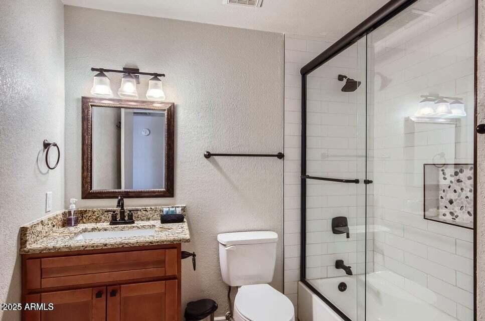 15841 N 23rd Place Property Photo 16