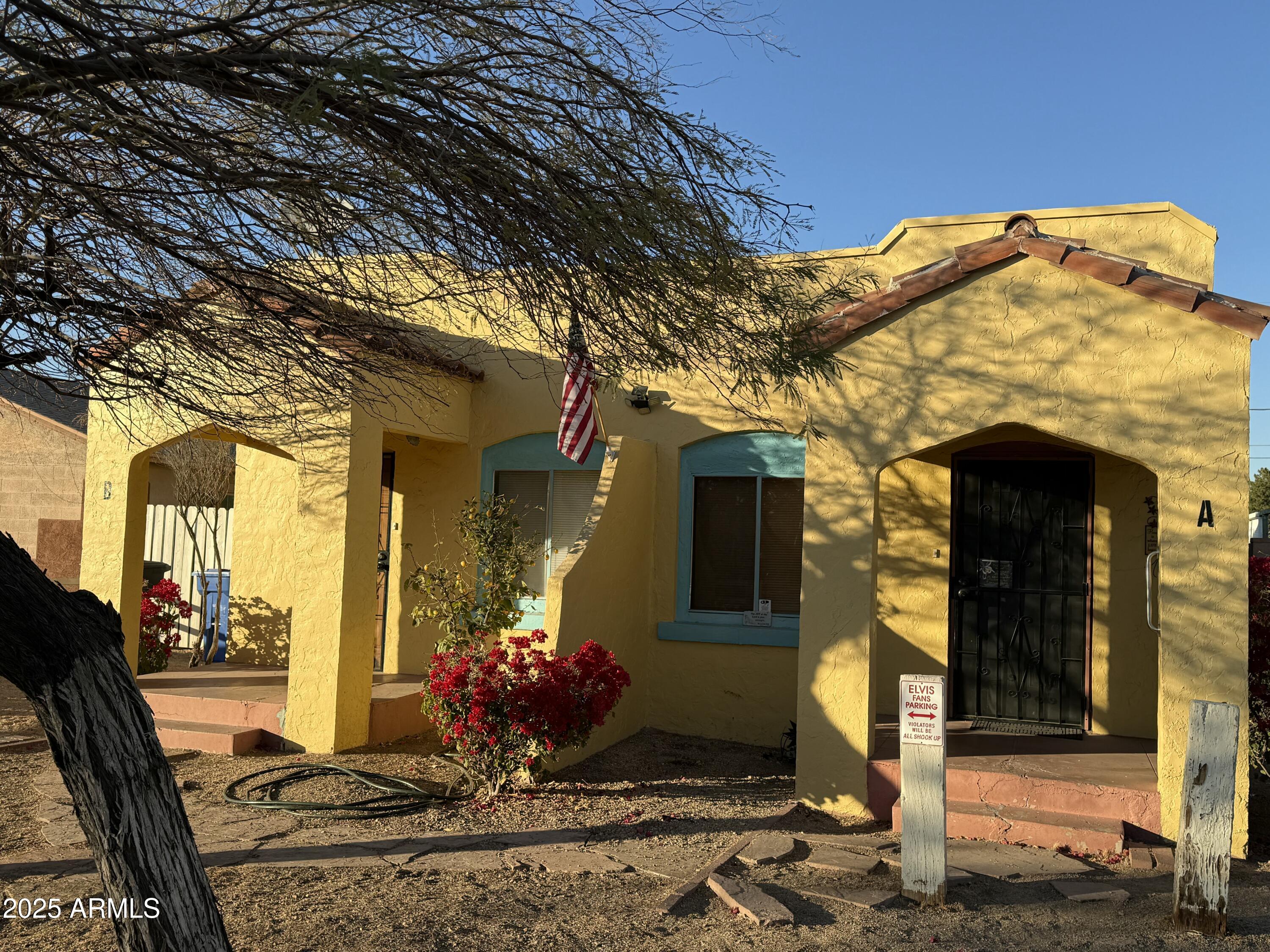 1126 E Polk Street Property Photo 2