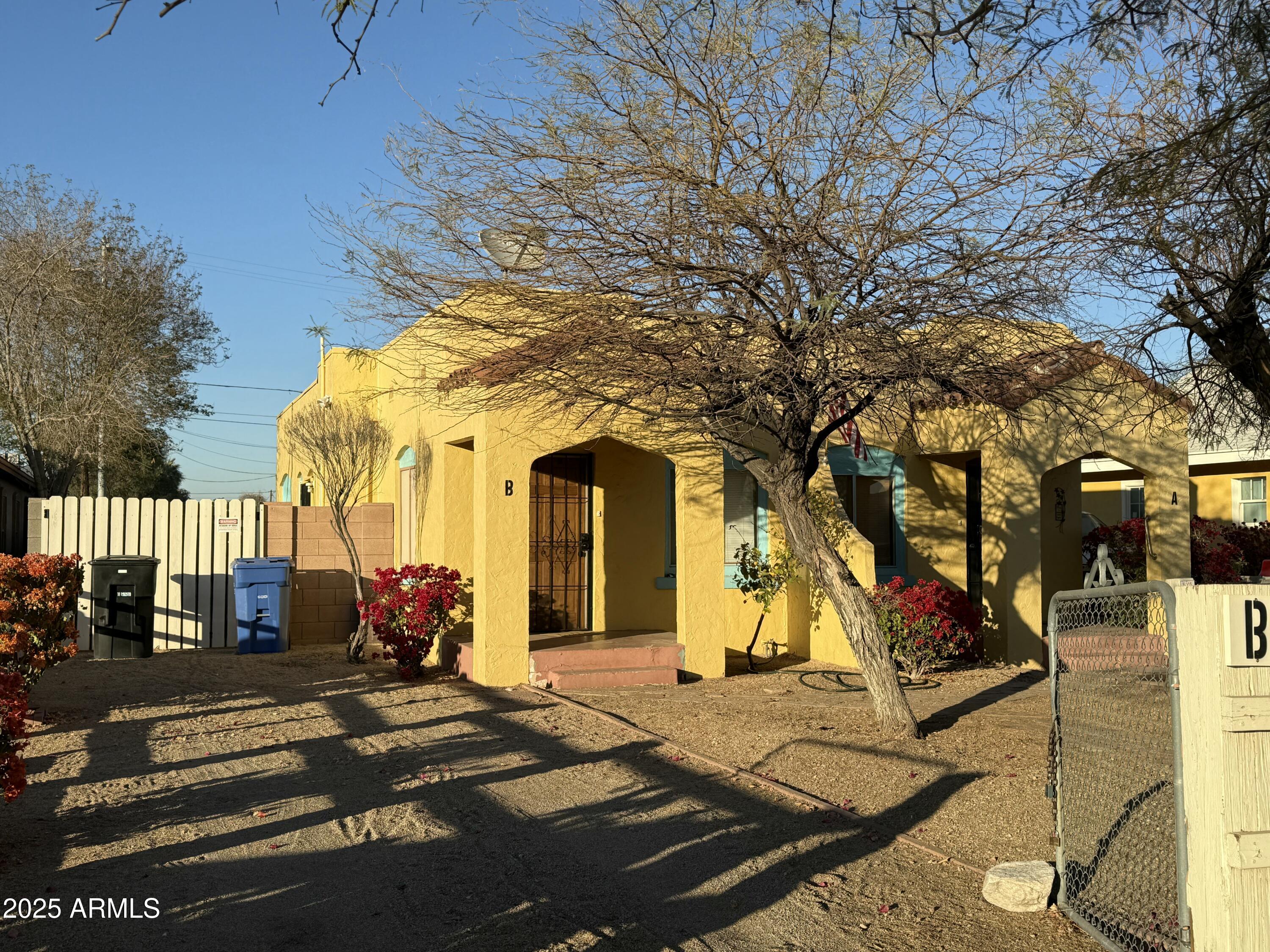 1126 E Polk Street Property Photo 4