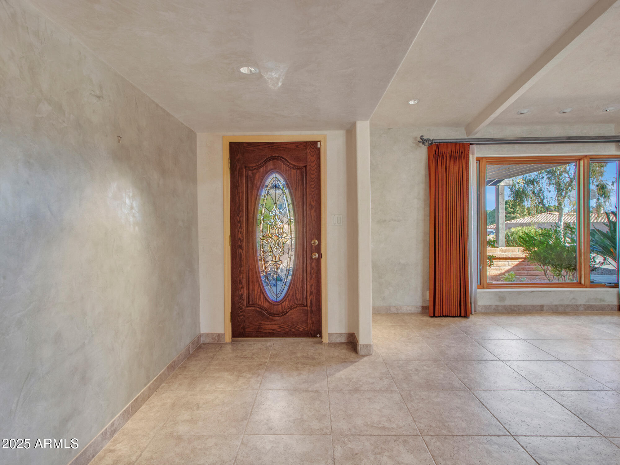 215 E Marconi Avenue Property Photo 15