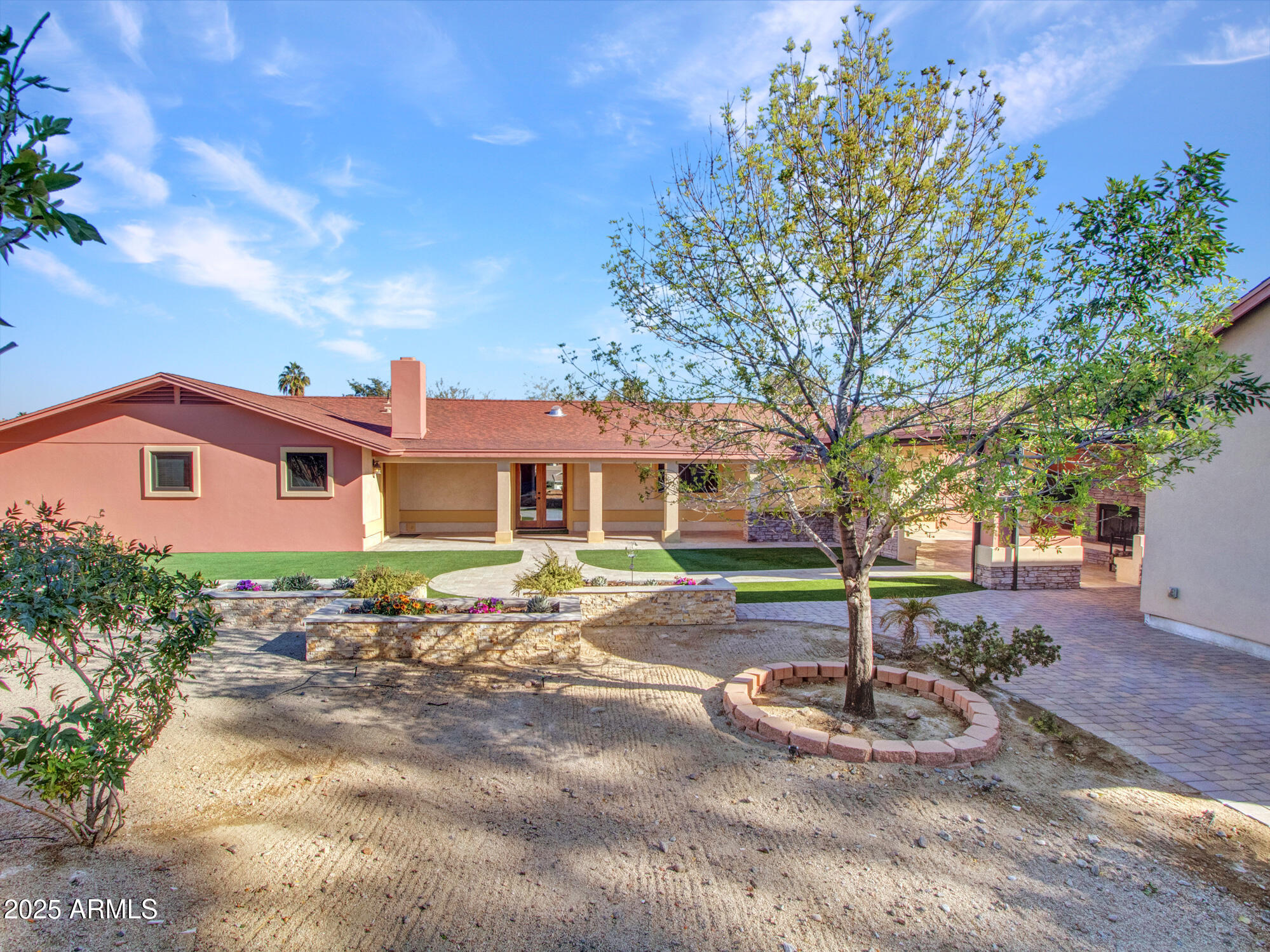 215 E Marconi Avenue Property Photo 64