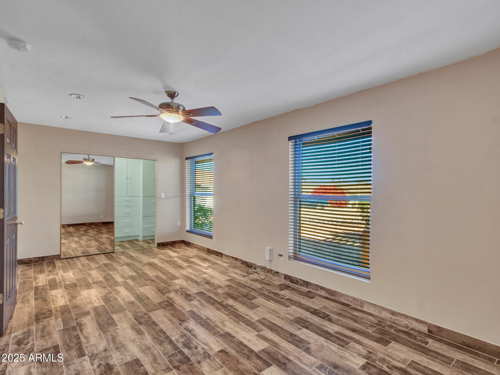 215 E Marconi Avenue Property Photo 82