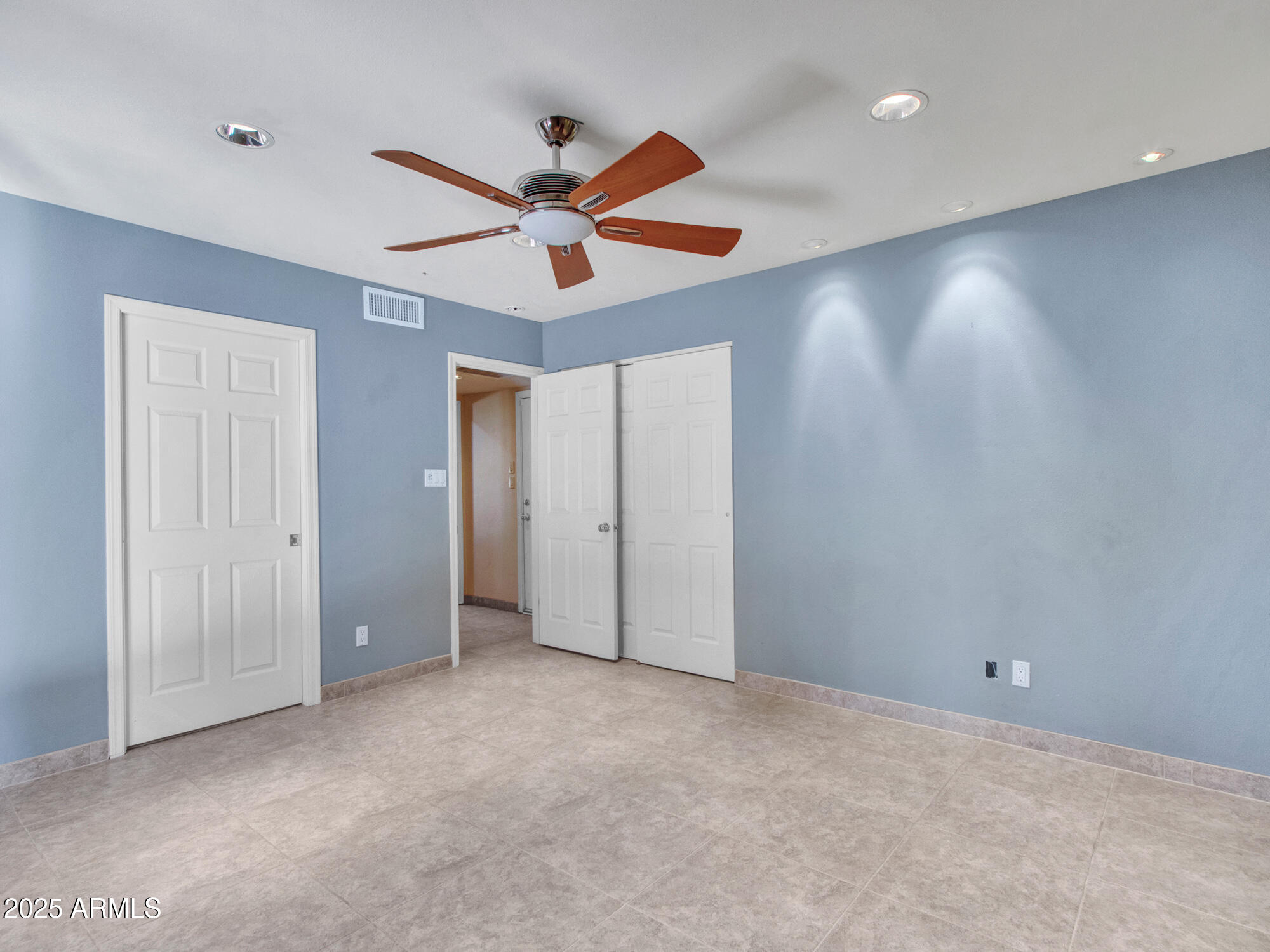 215 E Marconi Avenue Property Photo 87