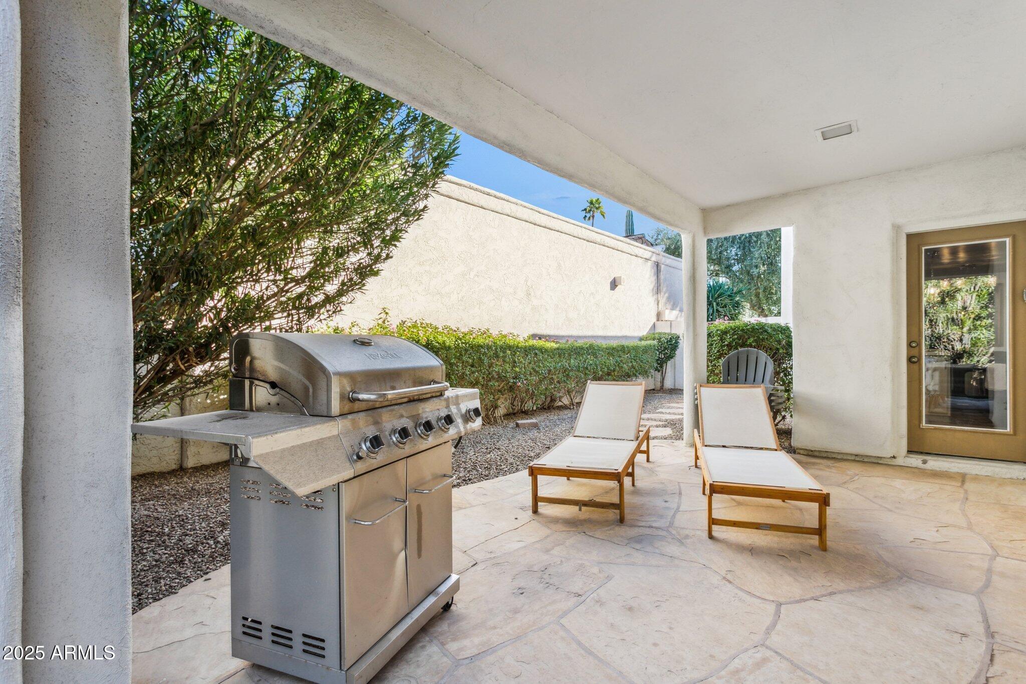 8008 E Del Rubi Drive Property Photo 33