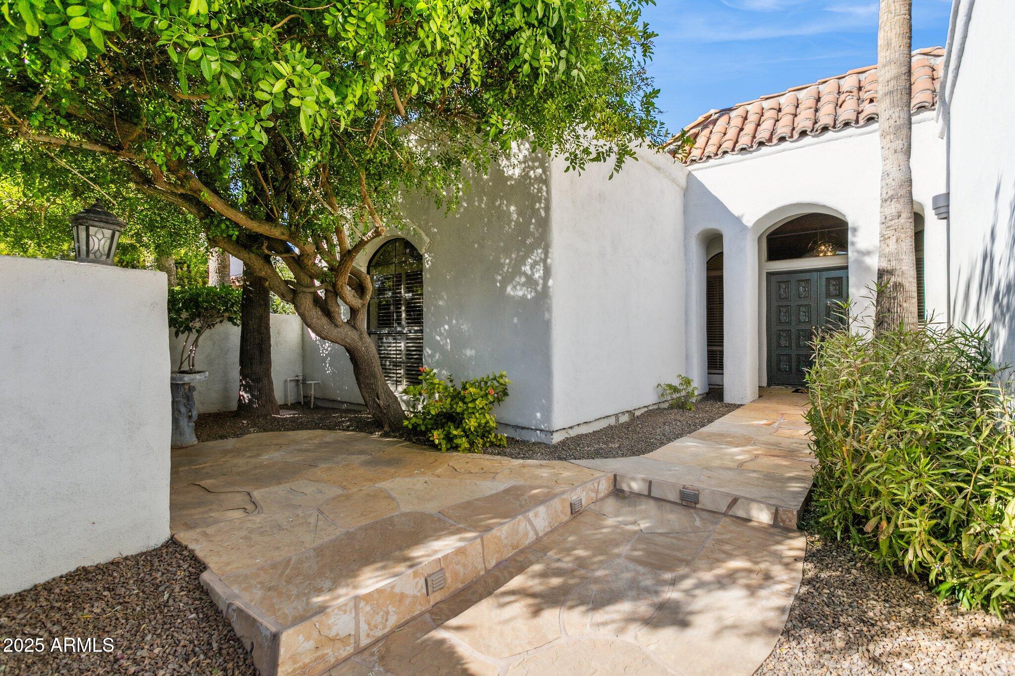 8008 E Del Rubi Drive Property Photo 35