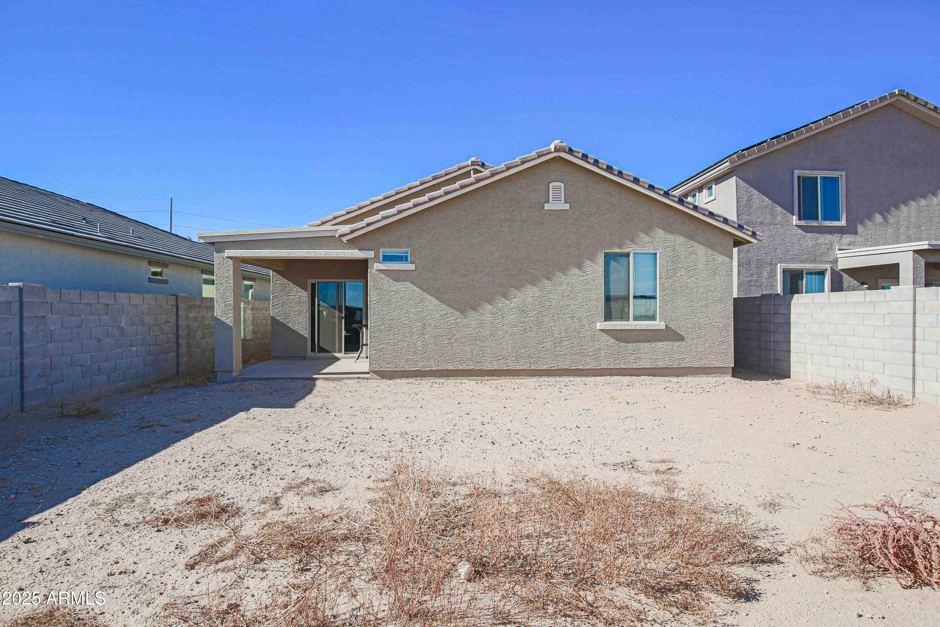 8637 N 168th Drive Property Photo 4