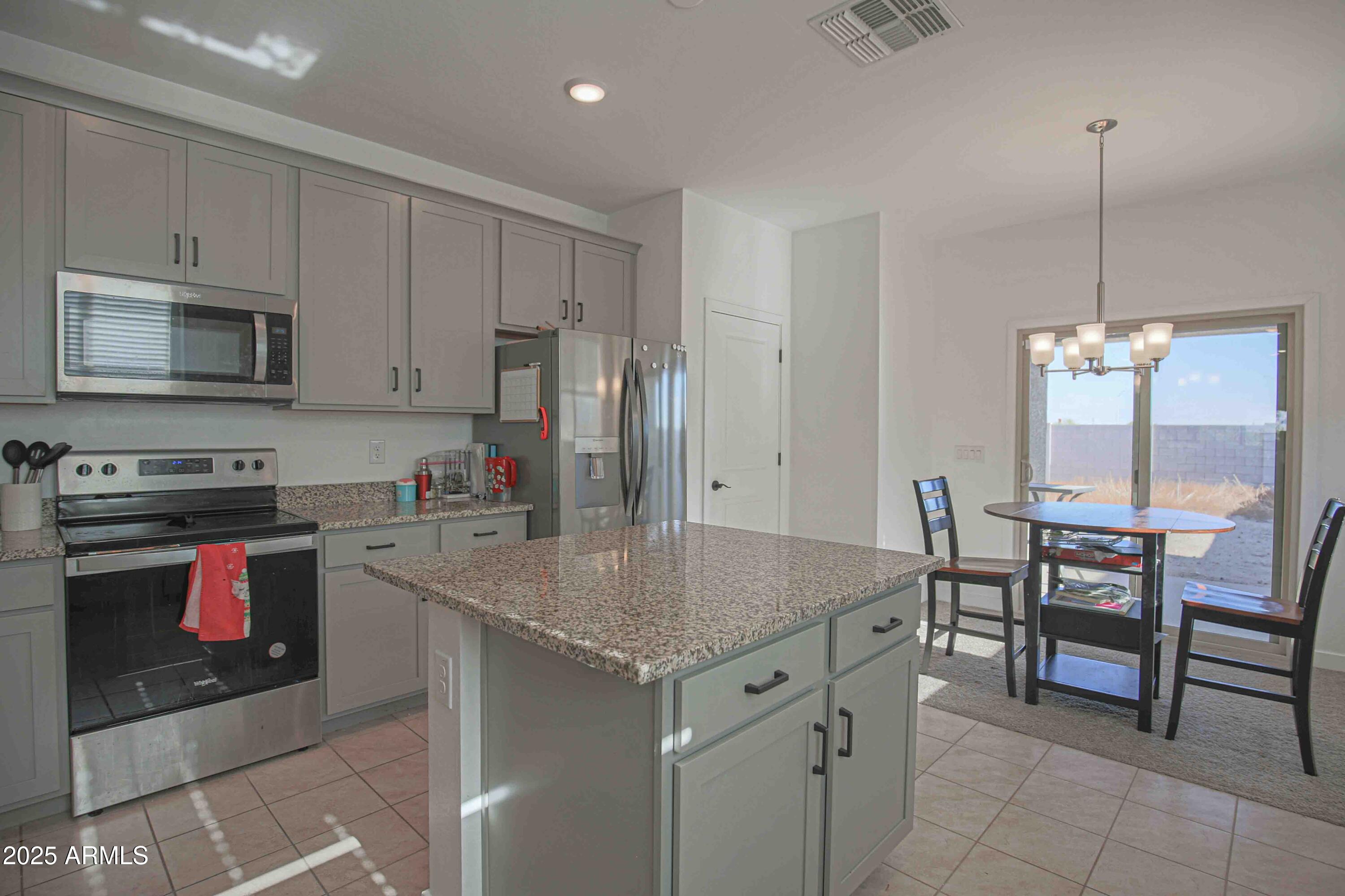8637 N 168th Drive Property Photo 15