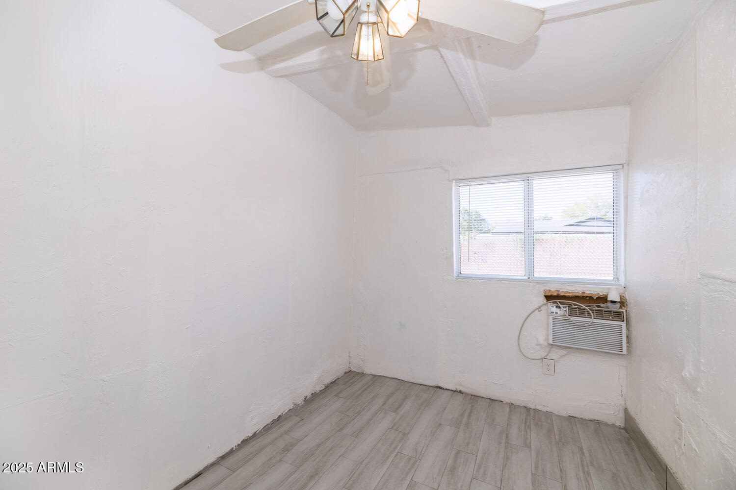 8816 N 6th Place Property Photo 30