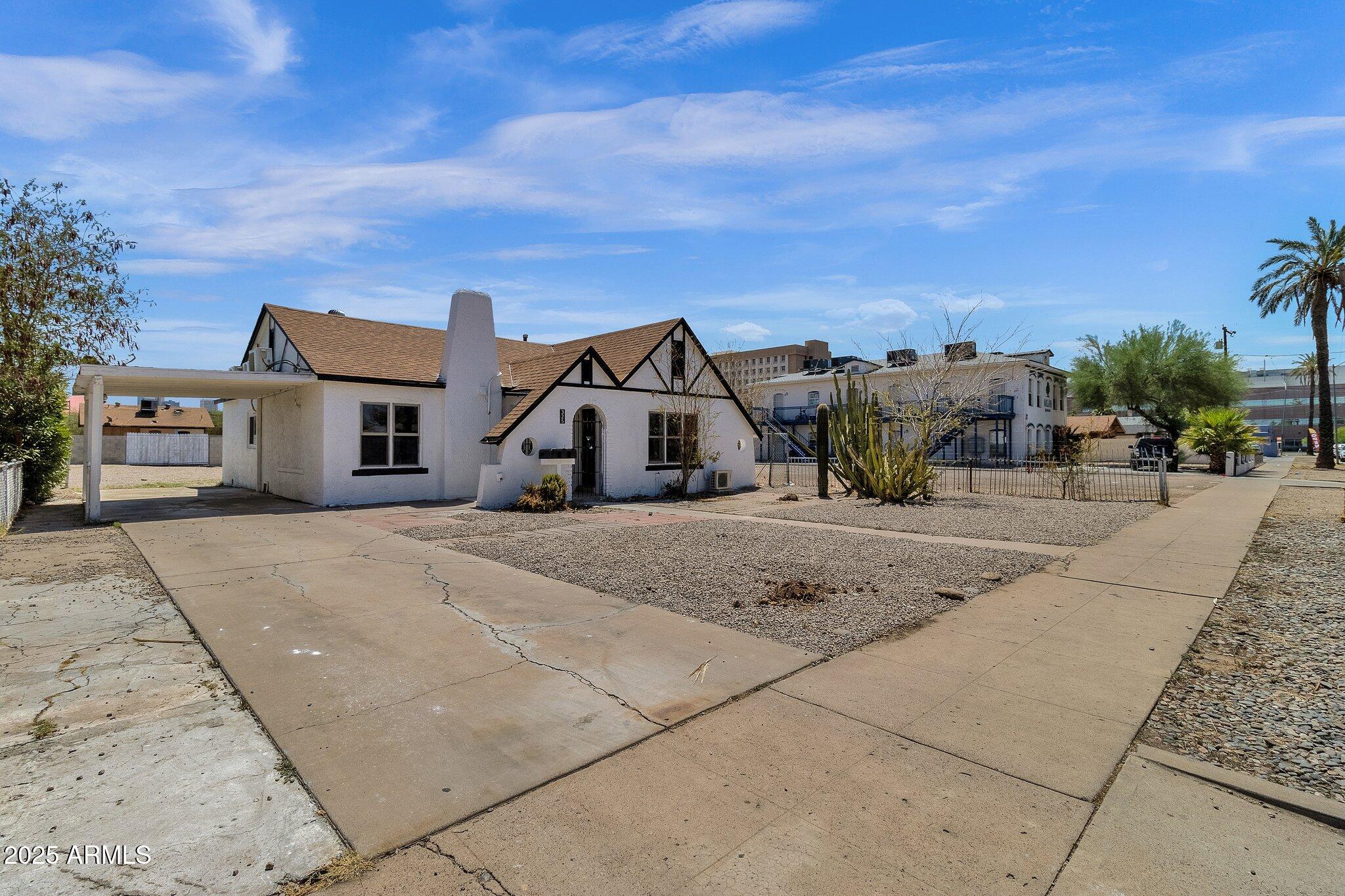 325 N 17th Drive Property Photo 62
