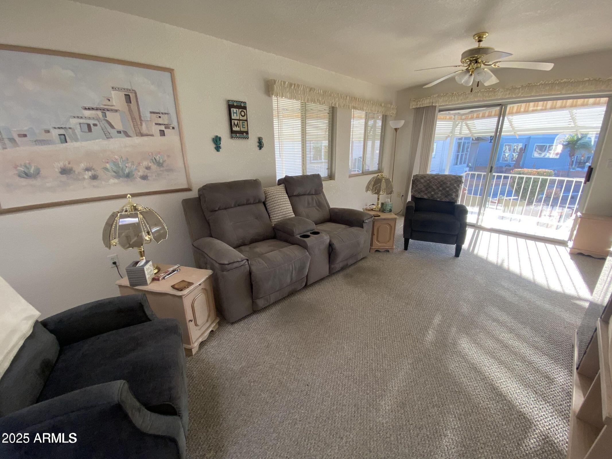 2271 S Seminole Drive Property Photo 4