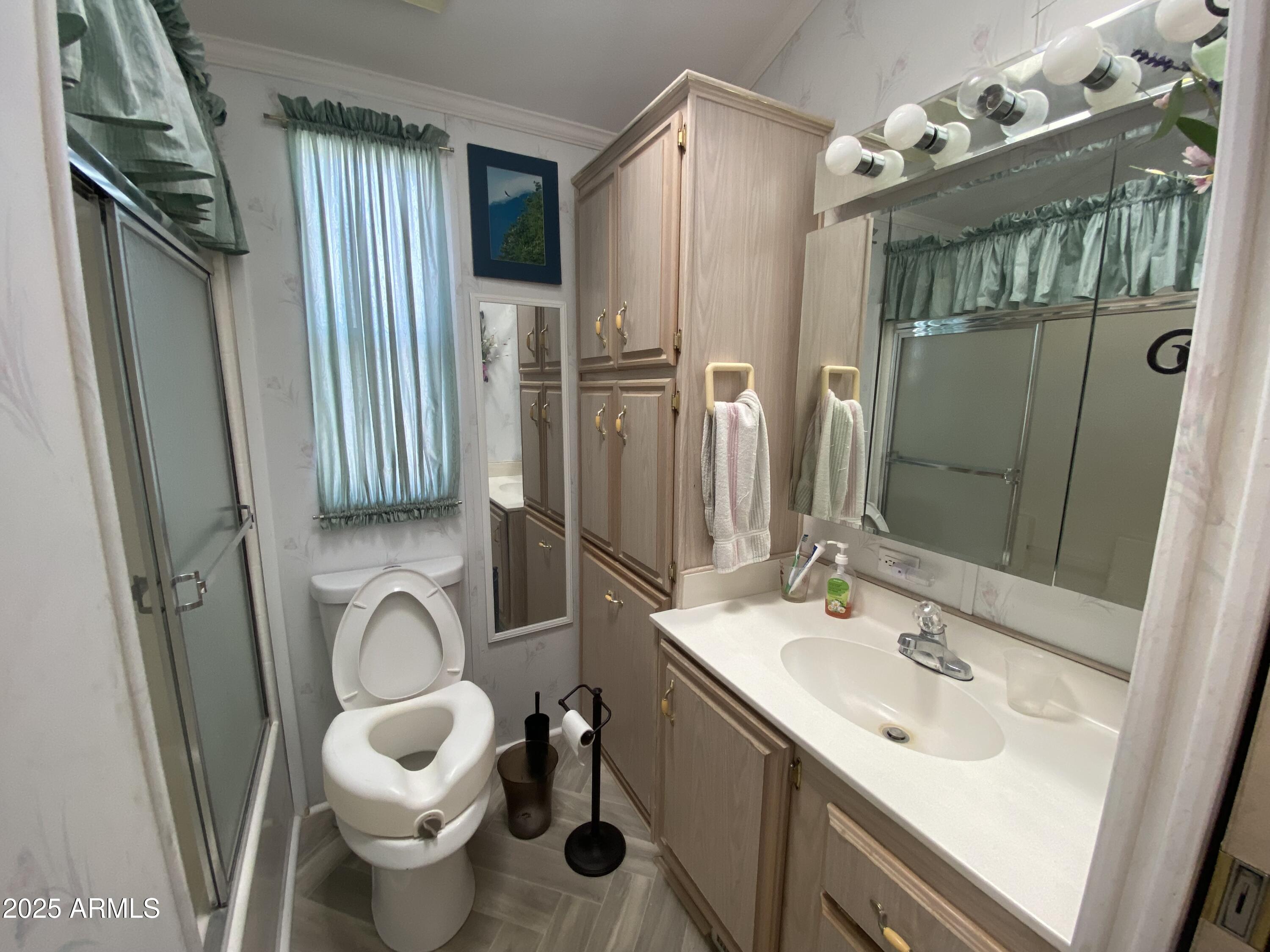 2271 S Seminole Drive Property Photo 26