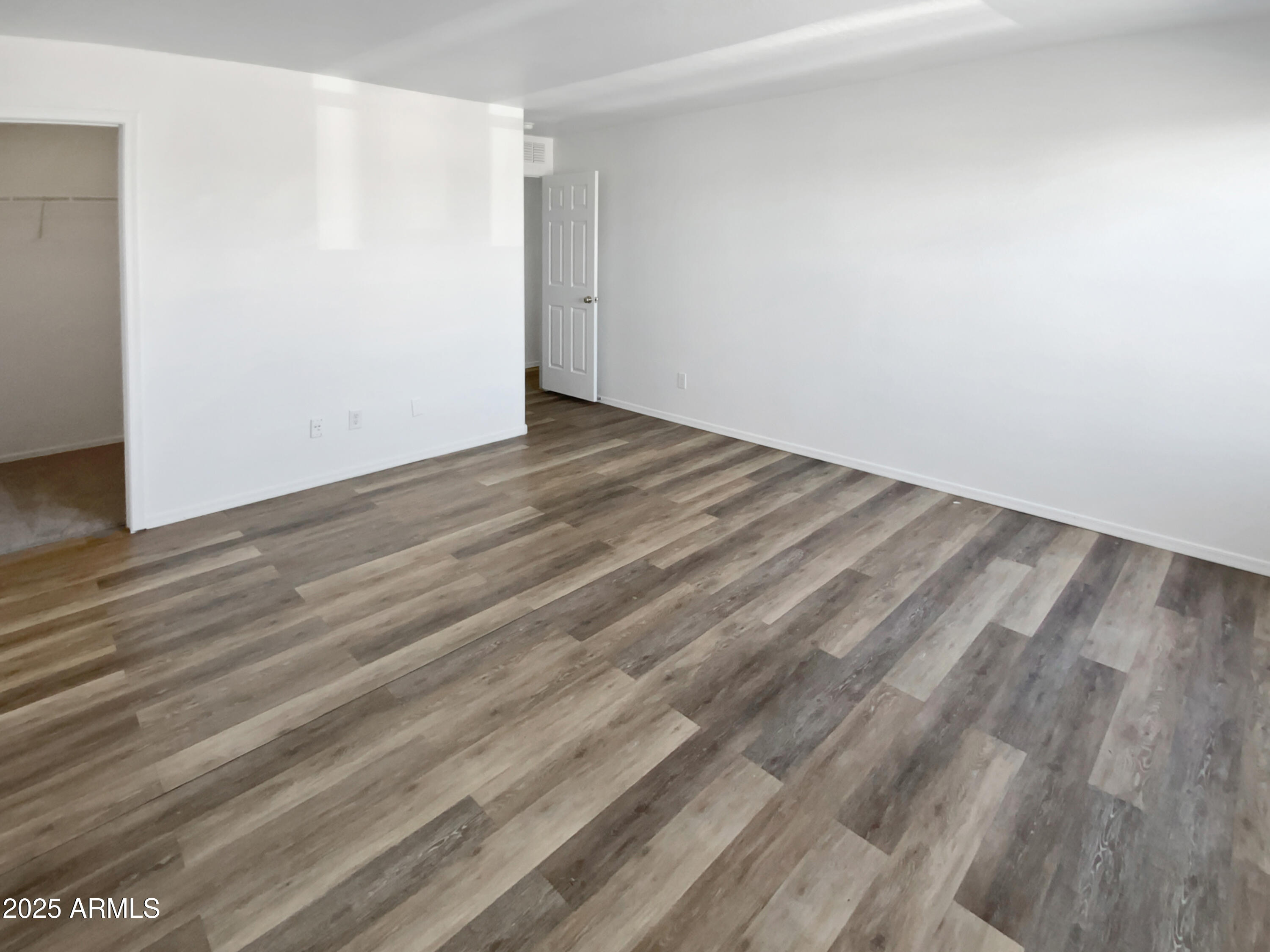12037 W Via Del Sol Court Property Photo 5
