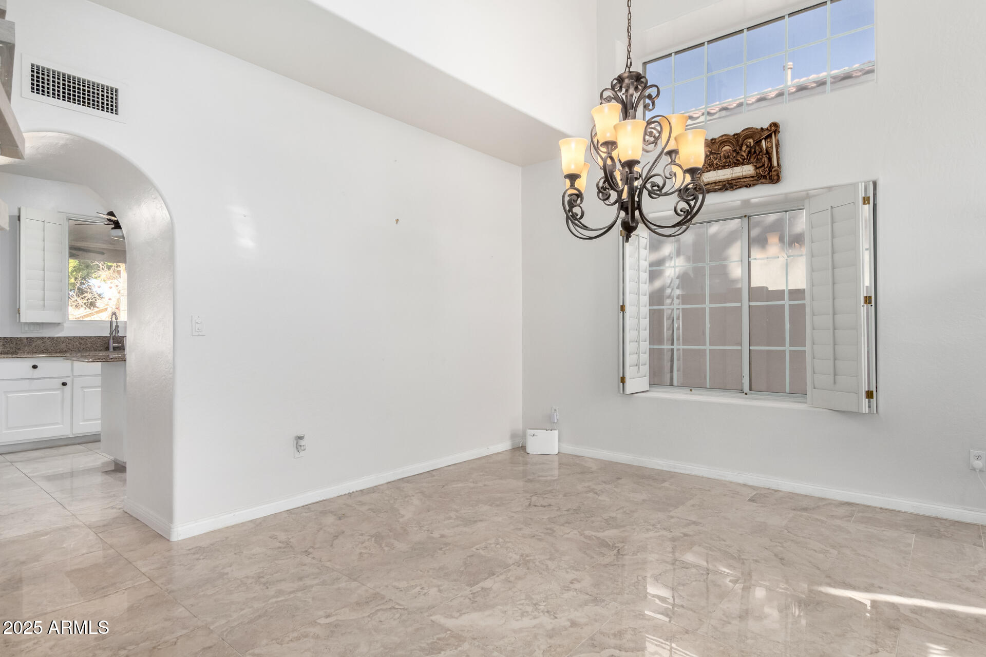 5748 W Soft Wind Drive Property Photo 13