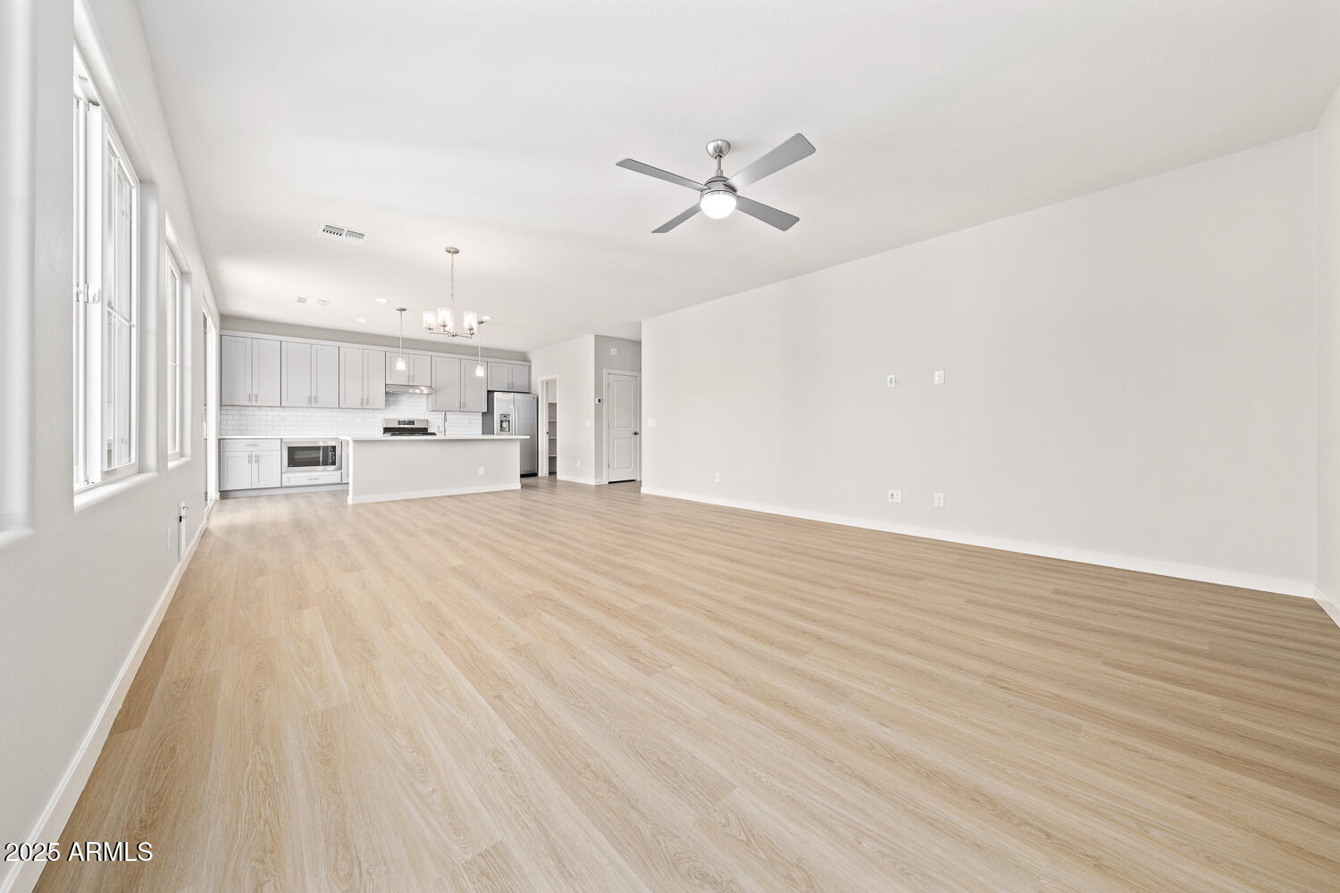615 N Vine Street Property Photo 3