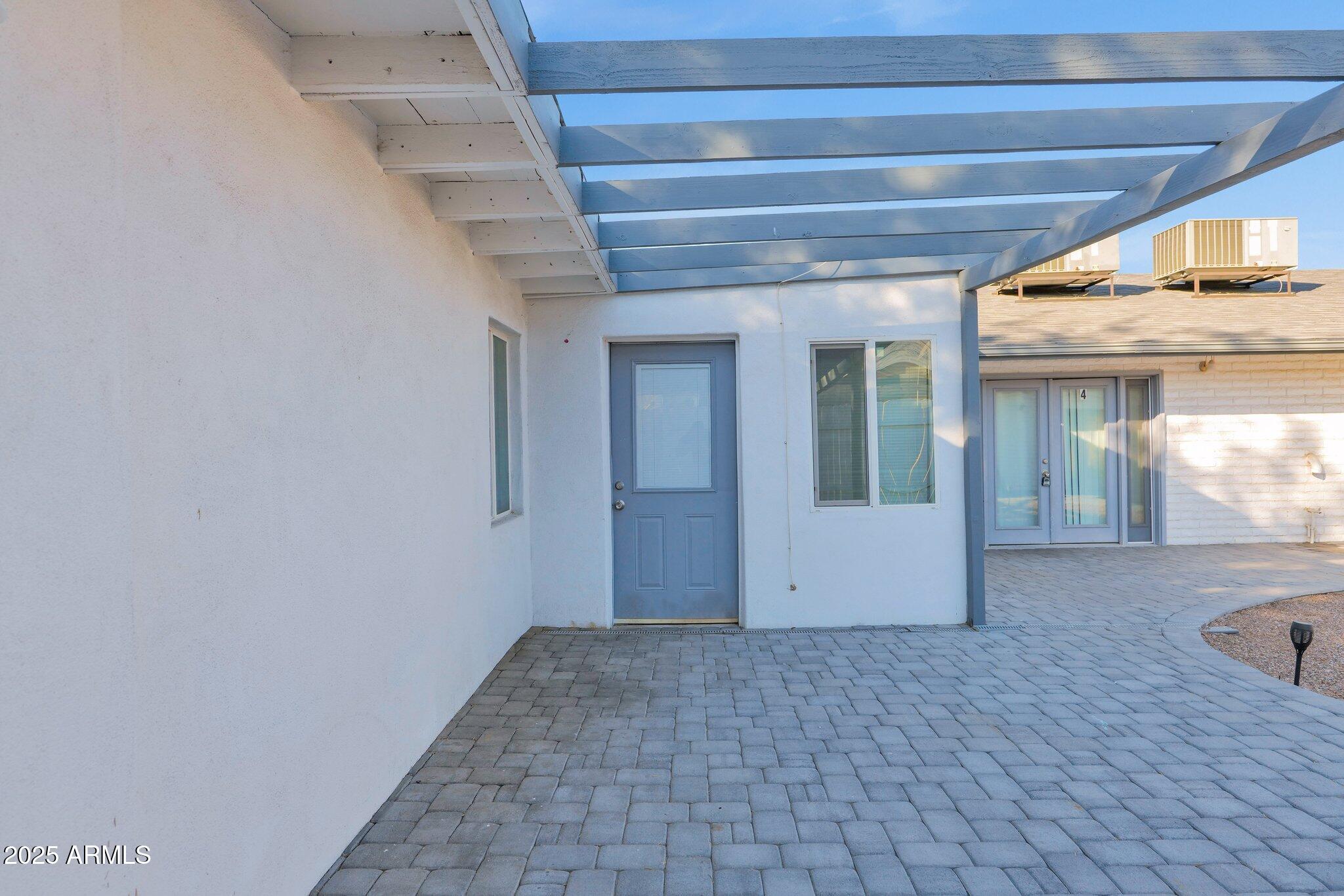 1404 E Mountain View Road Property Photo 22