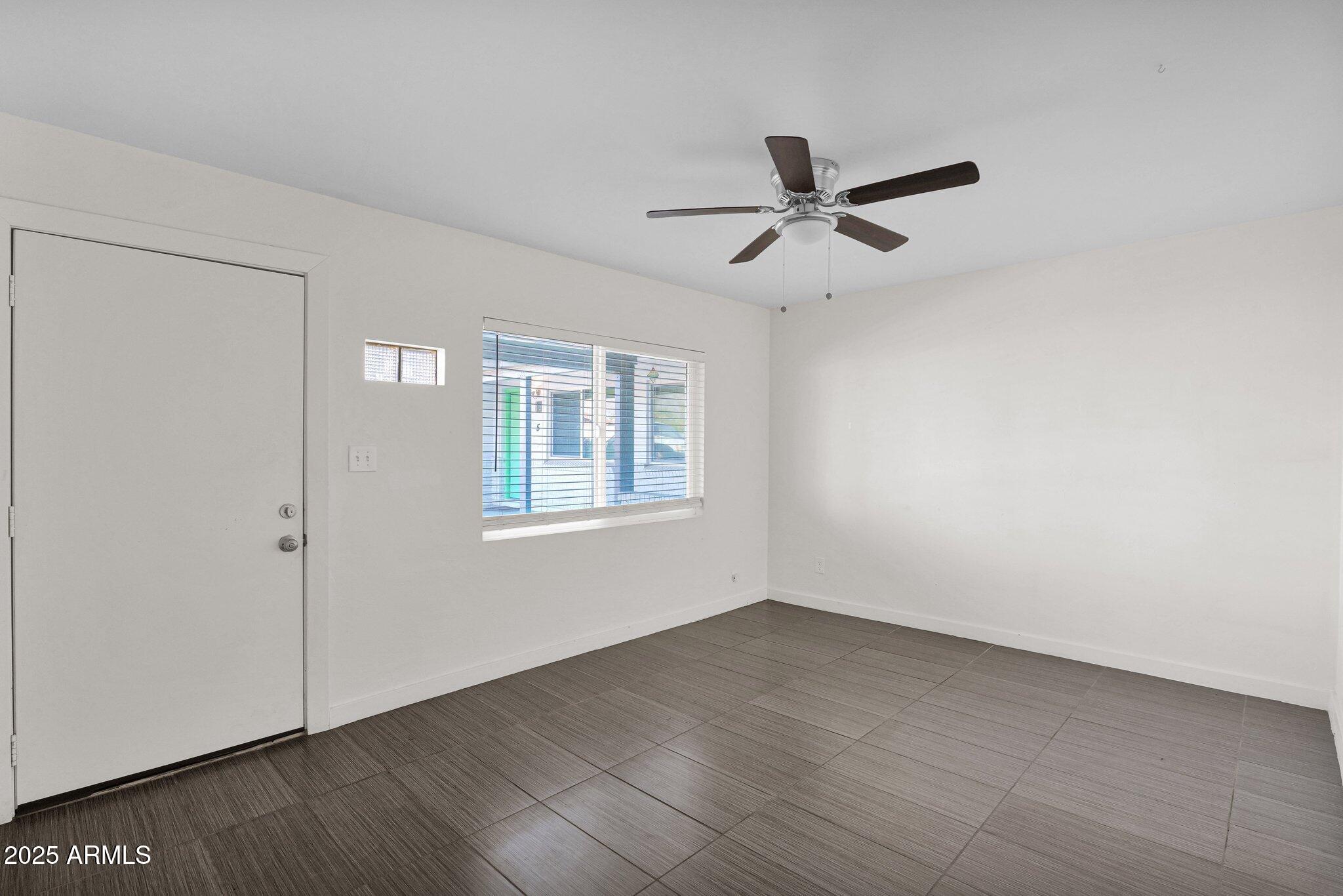 9215 N 13th Place Property Photo 18