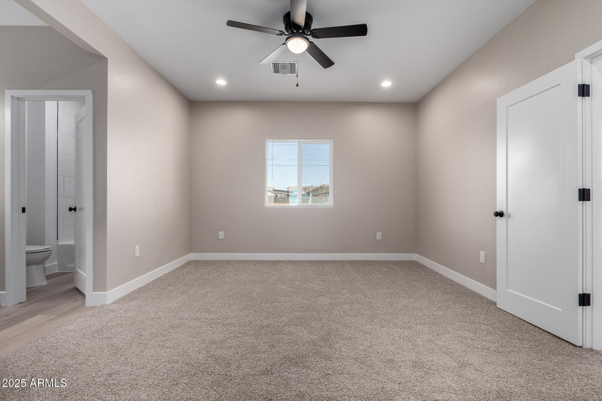 509 N Lincoln Avenue Property Photo 13