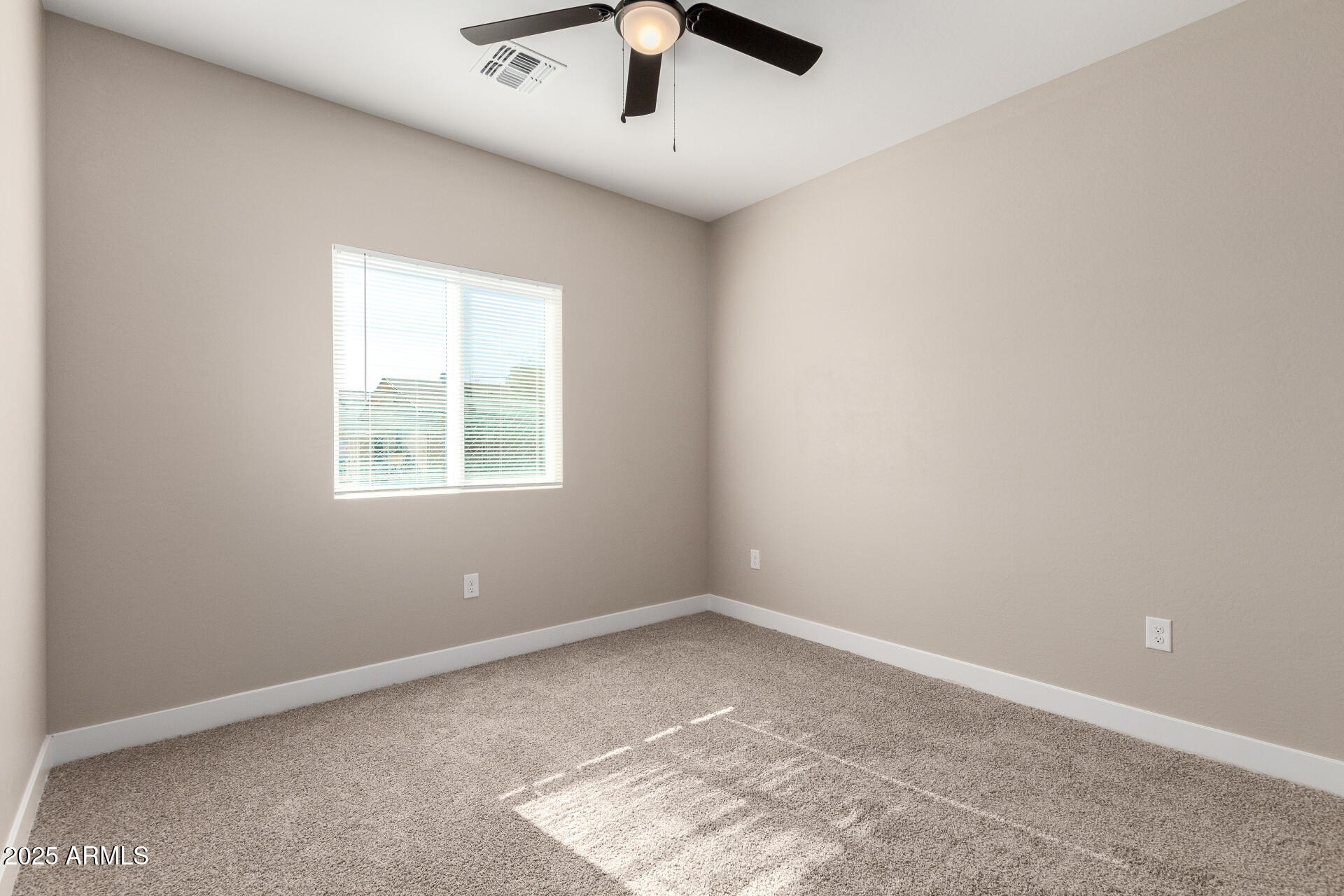 509 N Lincoln Avenue Property Photo 21