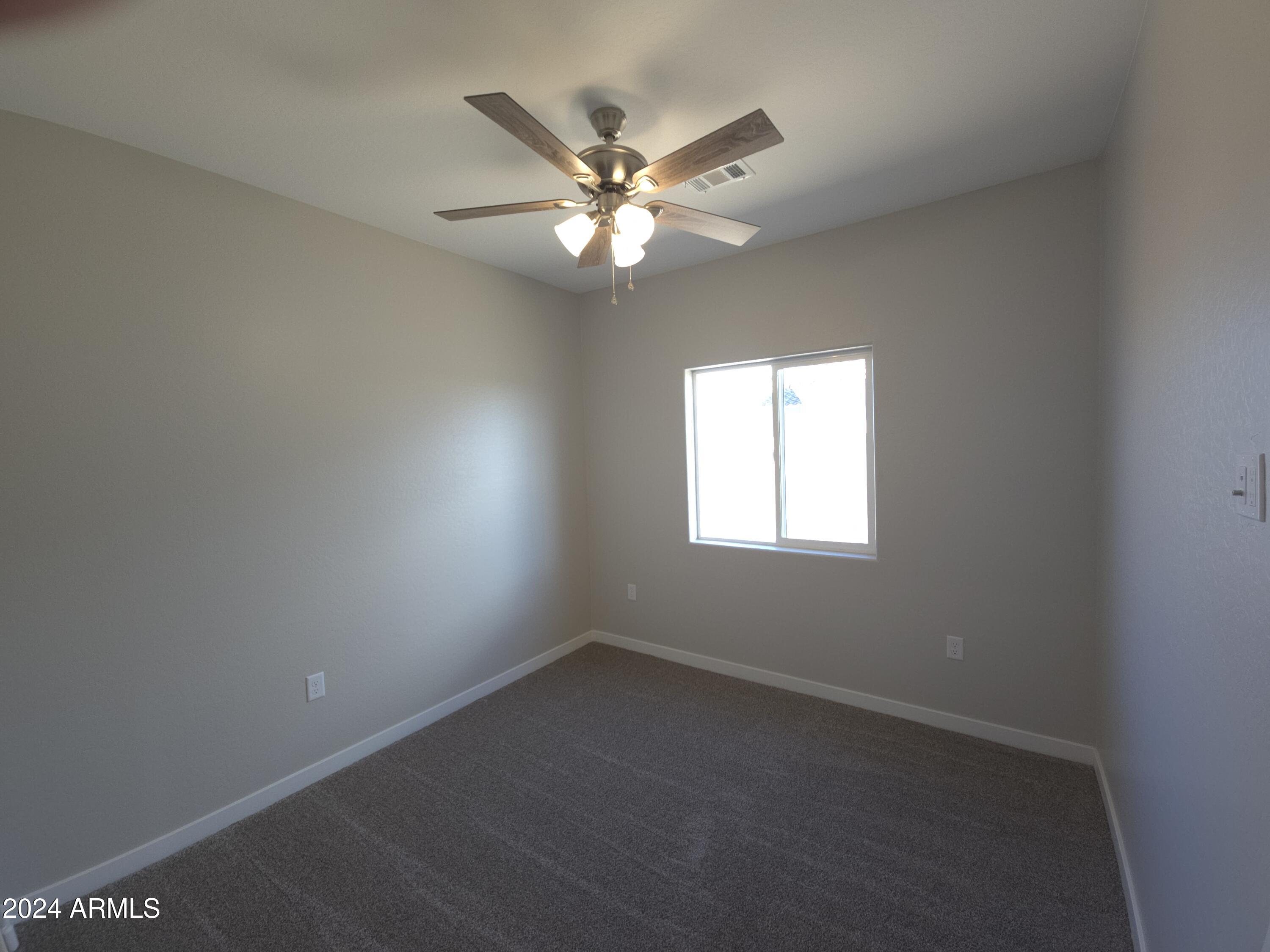26293 W Desert Crest Street Property Photo 18