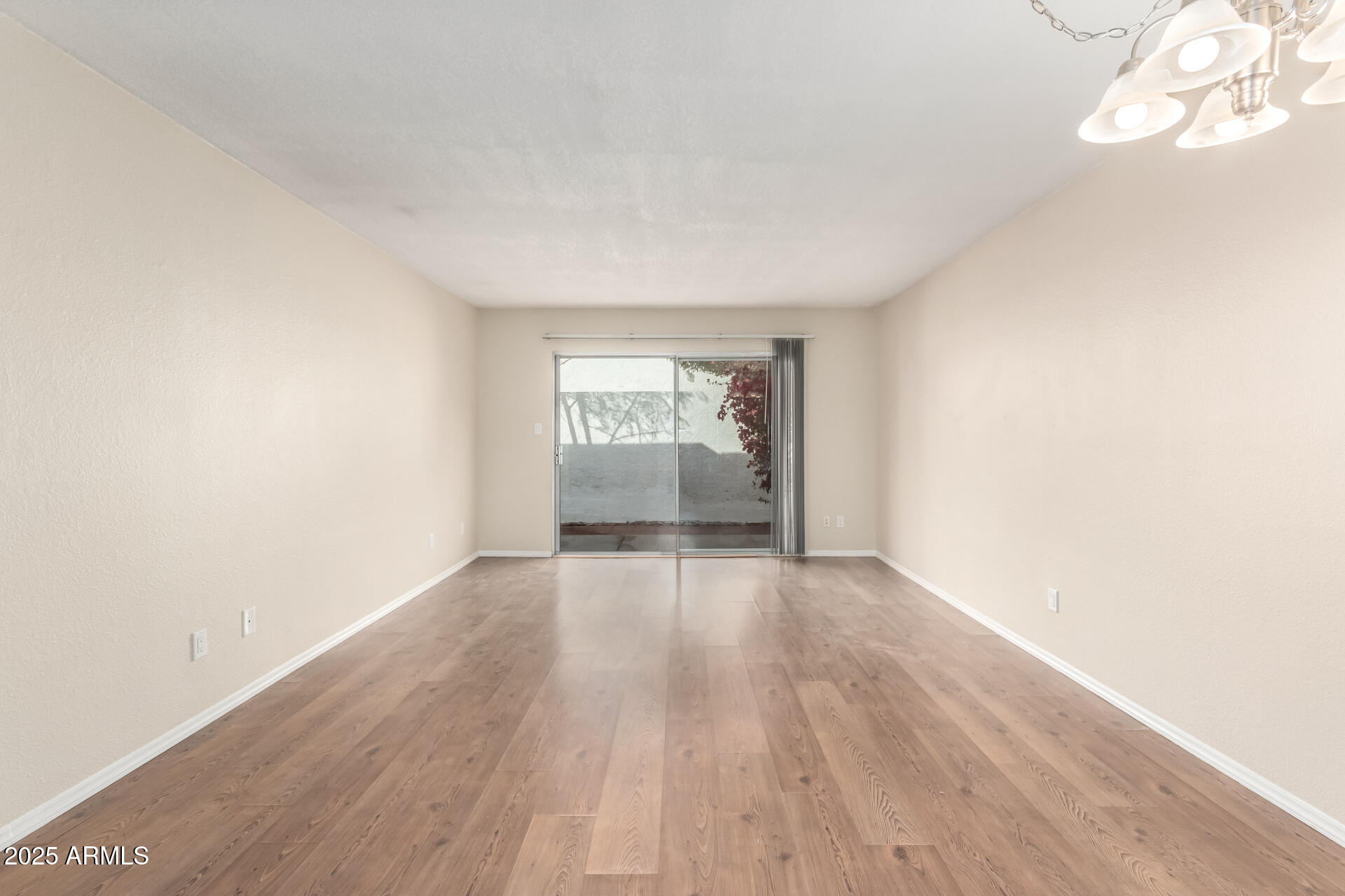 2400 N 71st Street Property Photo 10