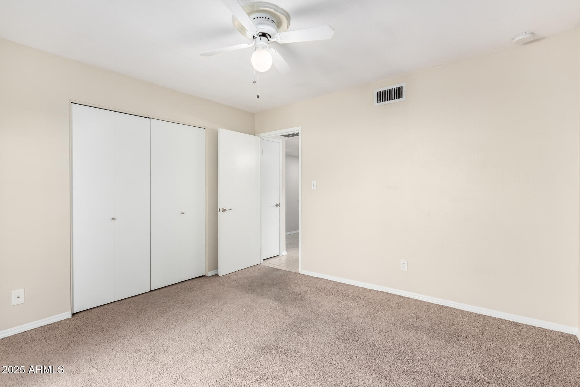 2400 N 71st Street Property Photo 15
