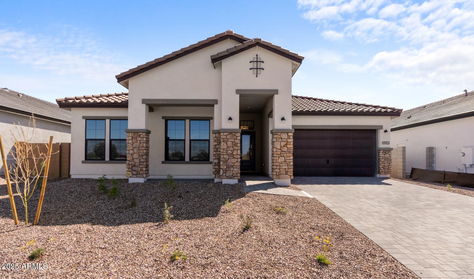 42103 N Cutbow Trail Property Photo 1