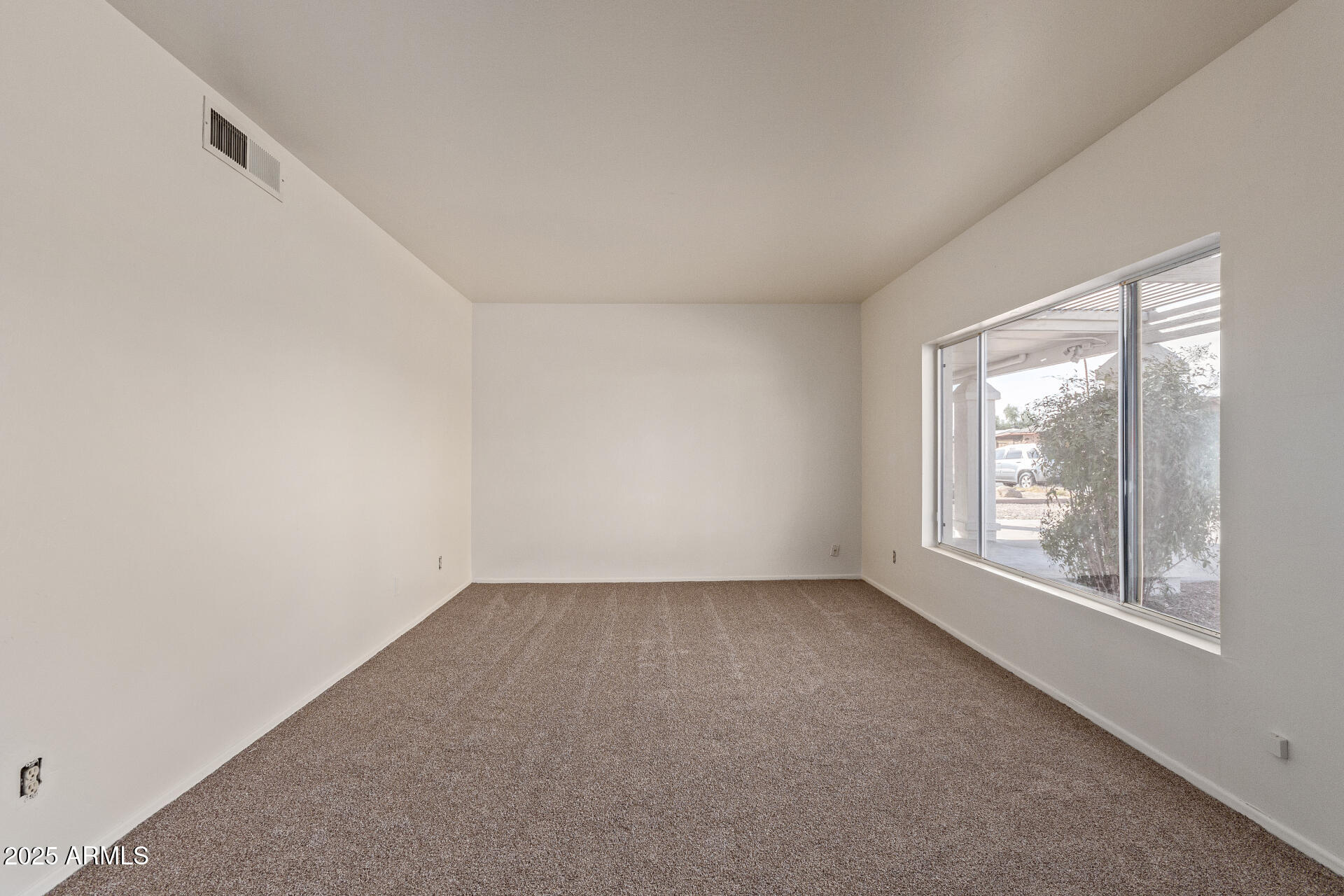 3801 W Mercer Lane Property Photo 12