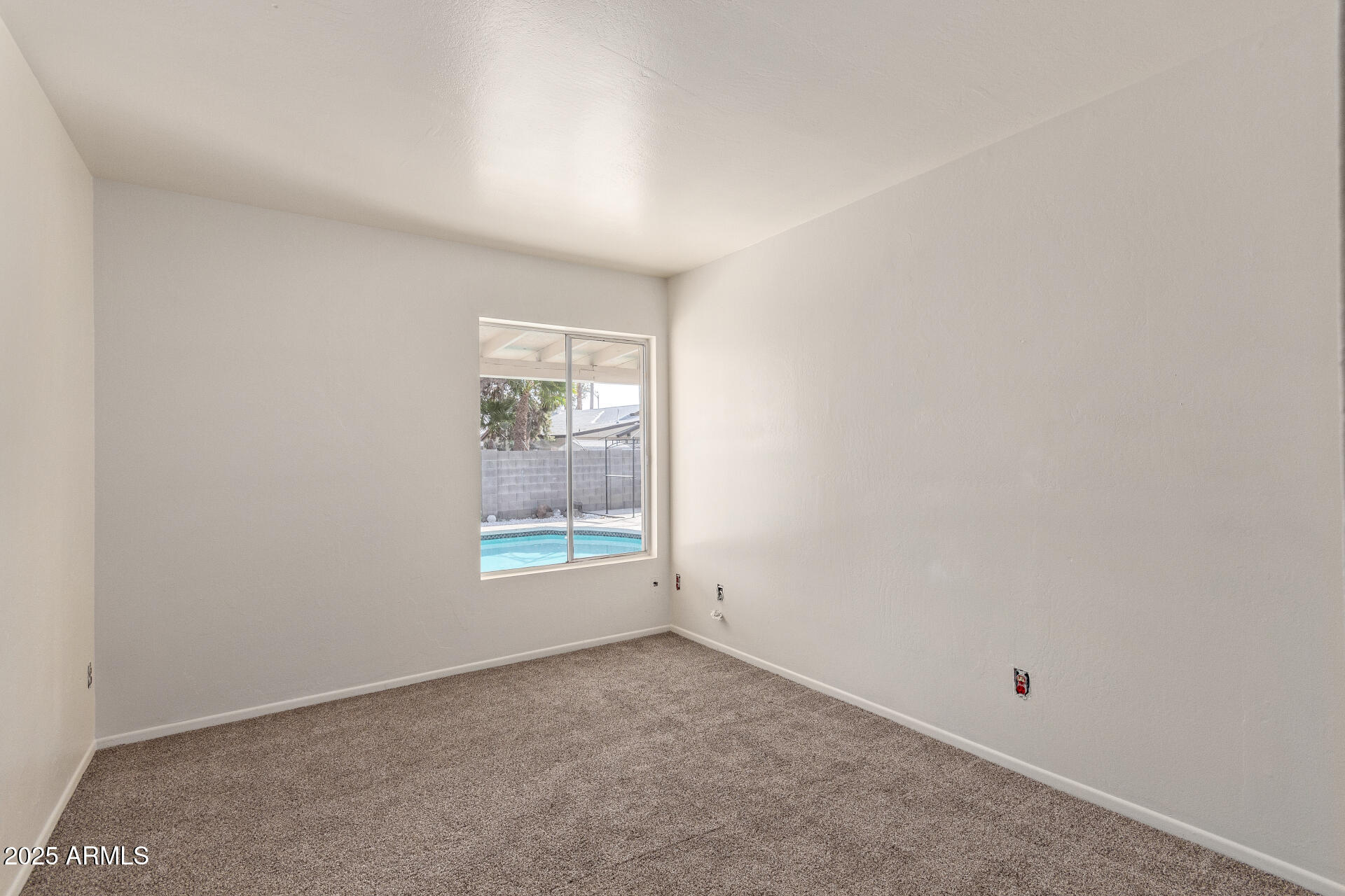 3801 W Mercer Lane Property Photo 17
