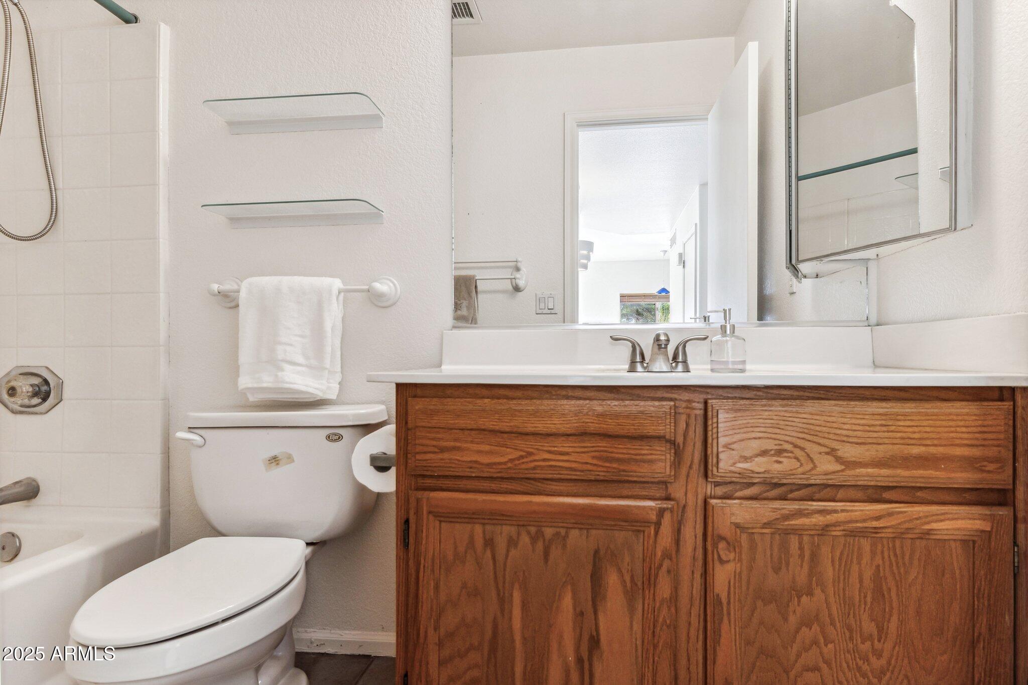 3212 N 109th Avenue Property Photo 24