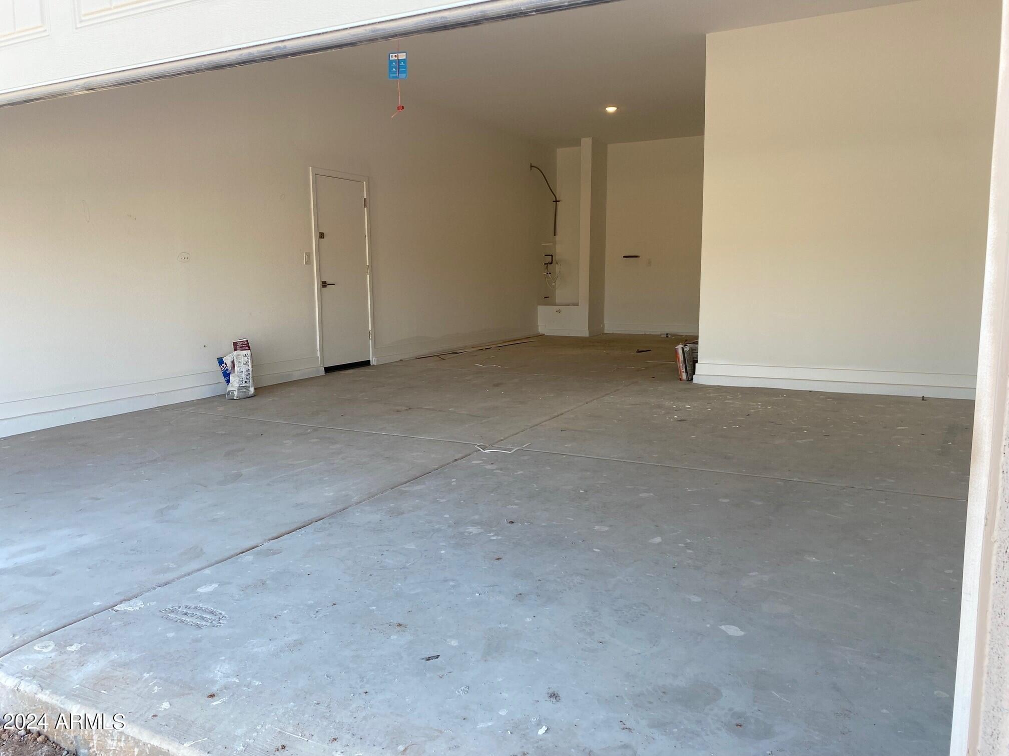 31528 N Hayweather Lane Property Photo 5