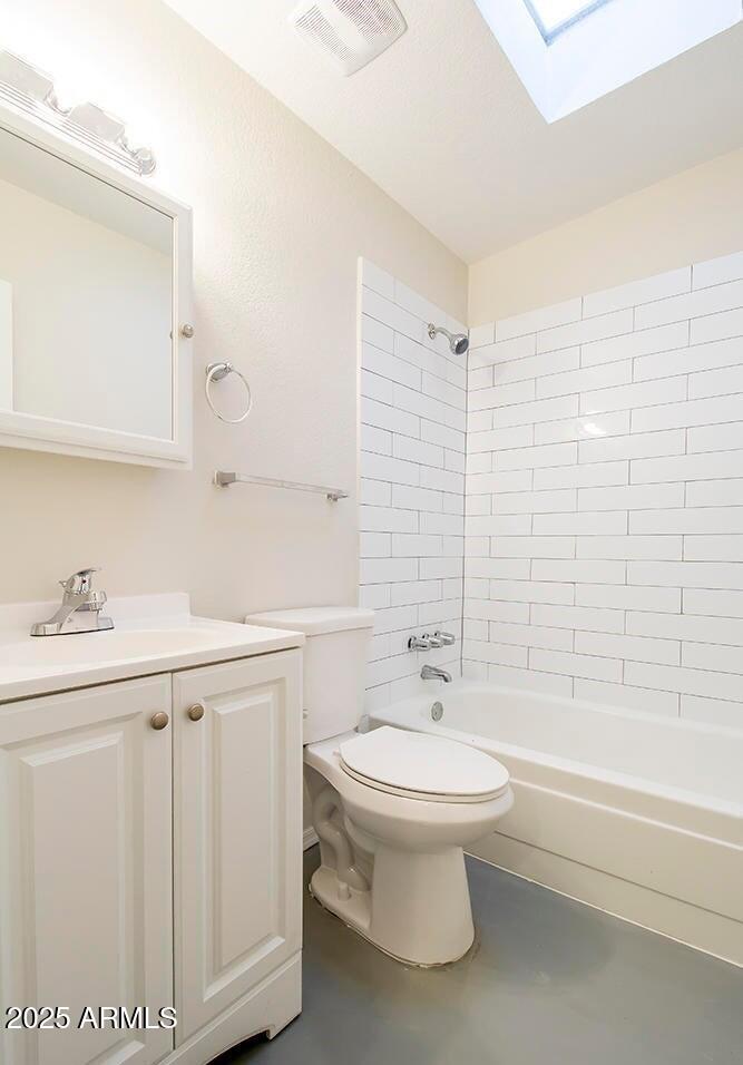 50 W King Road Property Photo 7