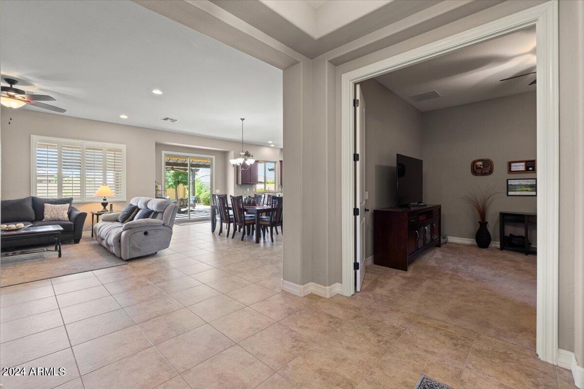 10315 E Palladium Drive Property Photo 23