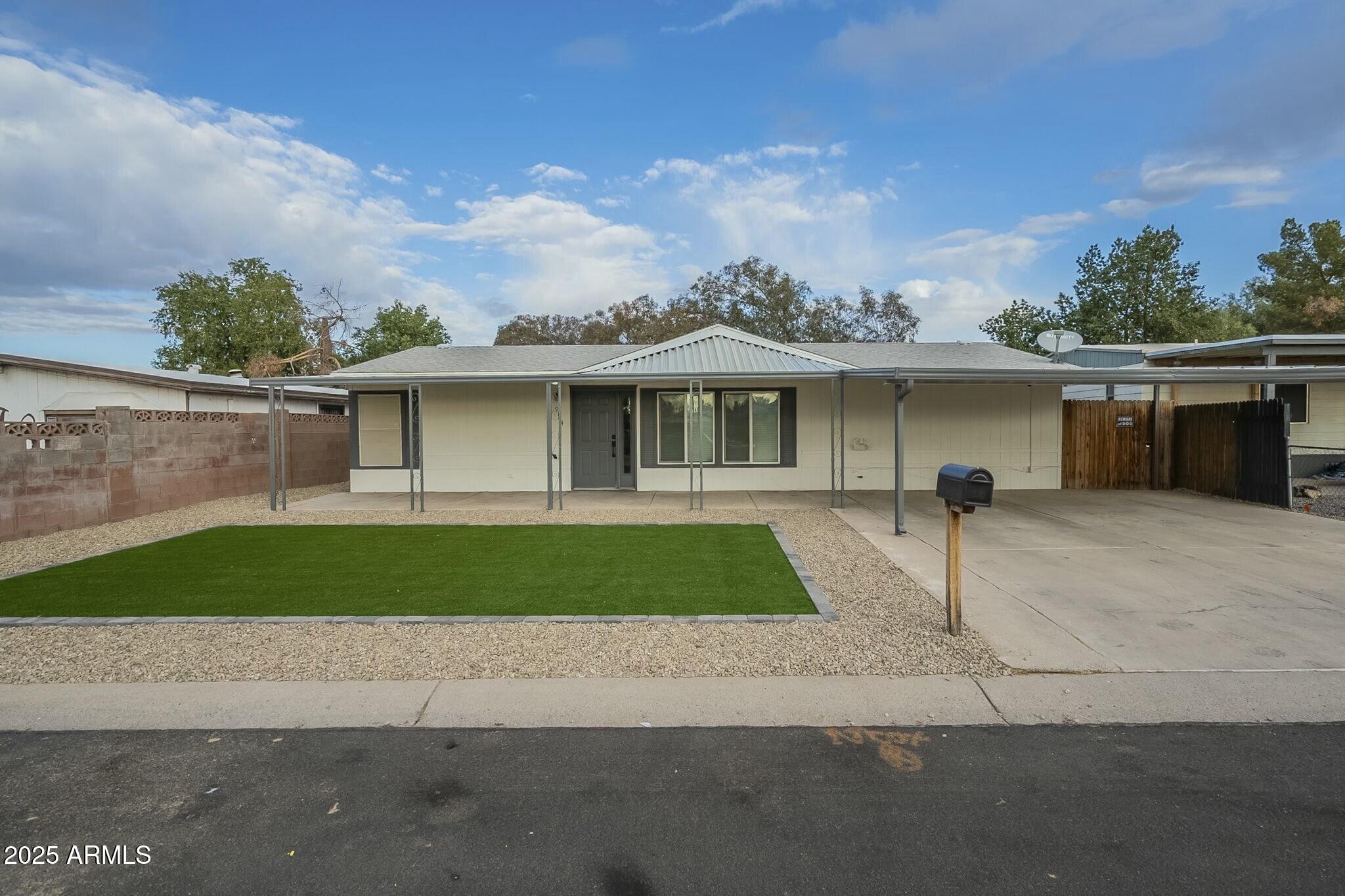 9144 E Balsam Avenue Property Photo 2