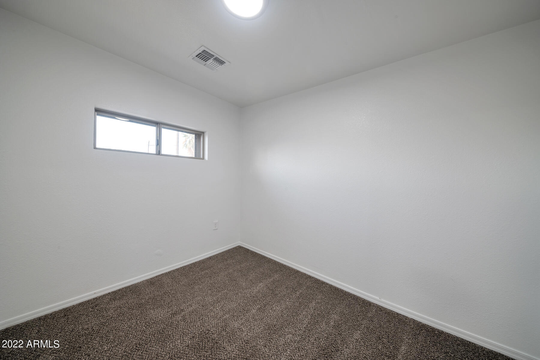 1108 S 33rd Avenue Property Photo 28