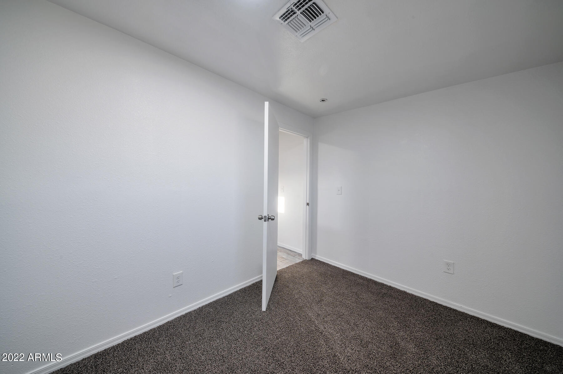 1108 S 33rd Avenue Property Photo 48