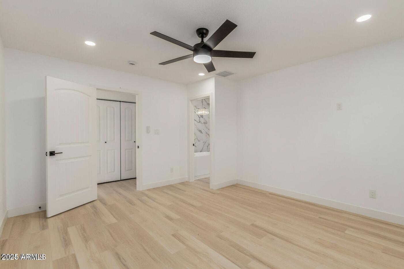 126 E Northern Avenue Property Photo 20