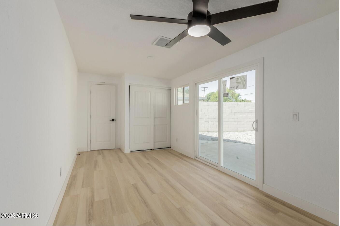 126 E Northern Avenue Property Photo 29