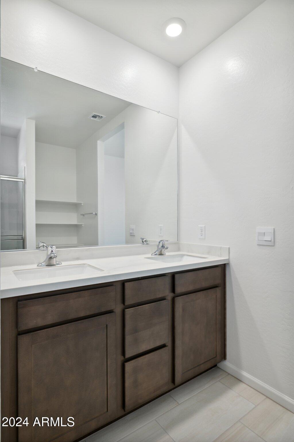 25380 W Sunland Avenue Property Photo 13