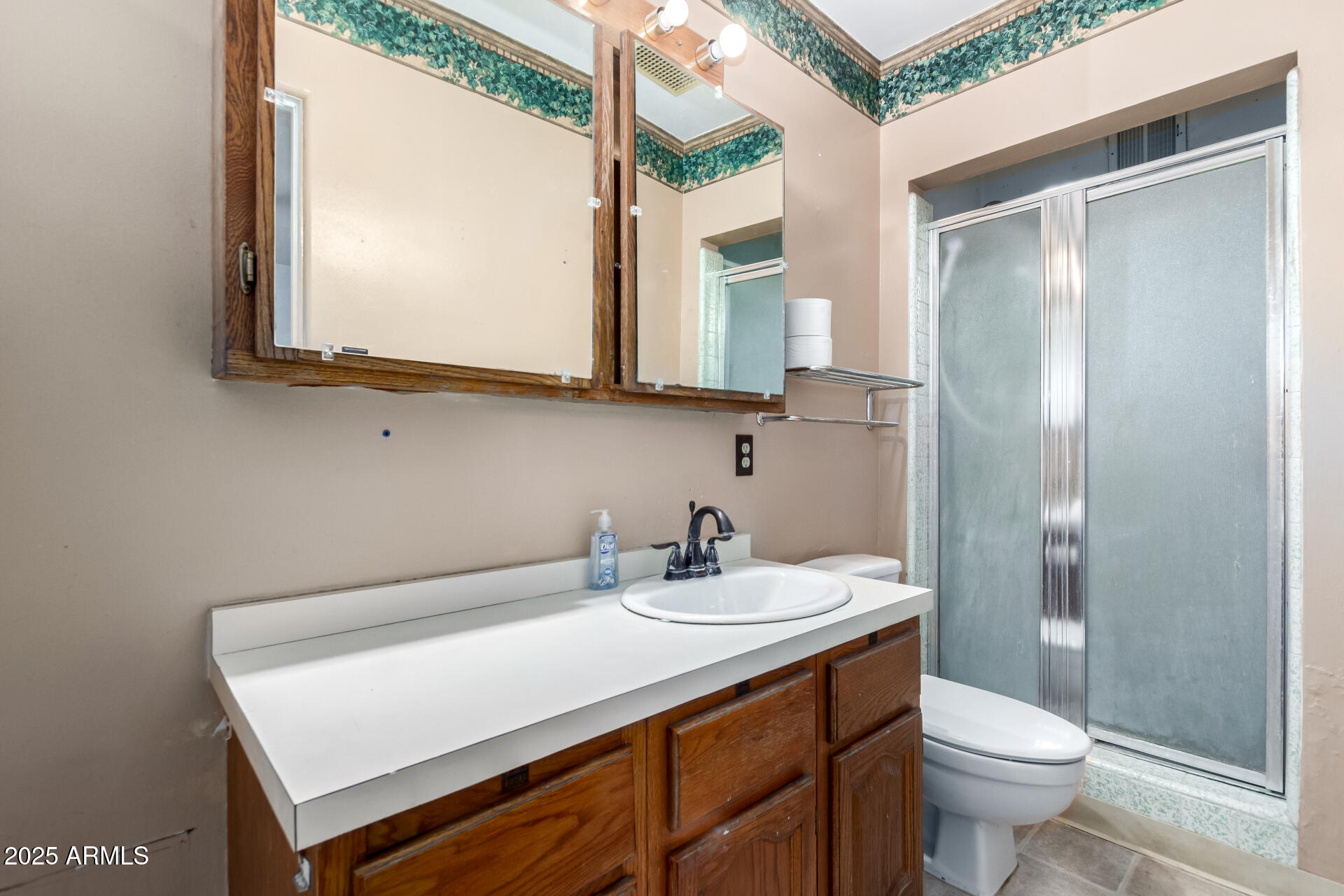 2335 W Tuckey Lane Property Photo 14