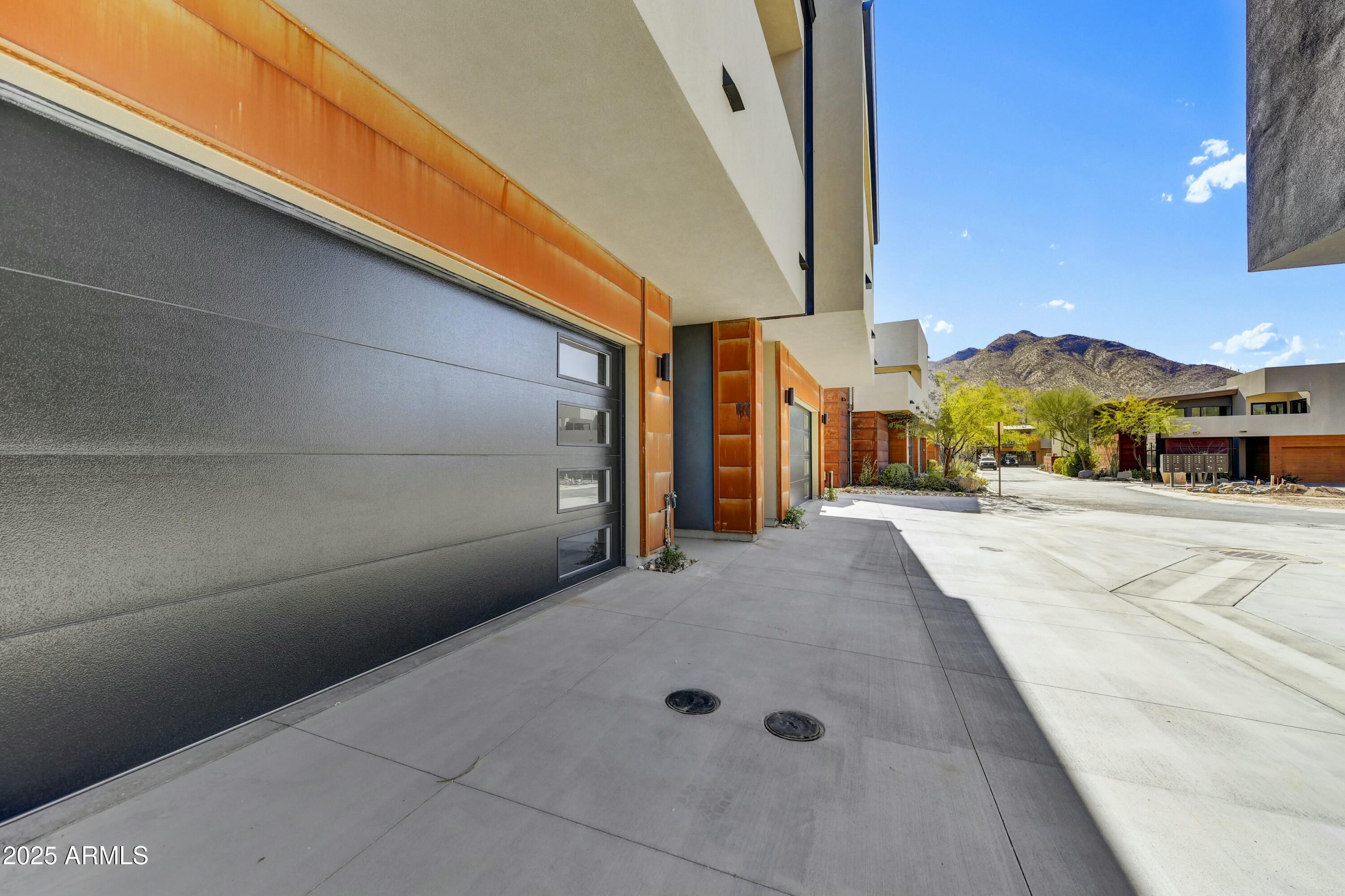 6525 E Cave Creek Road Property Photo 3