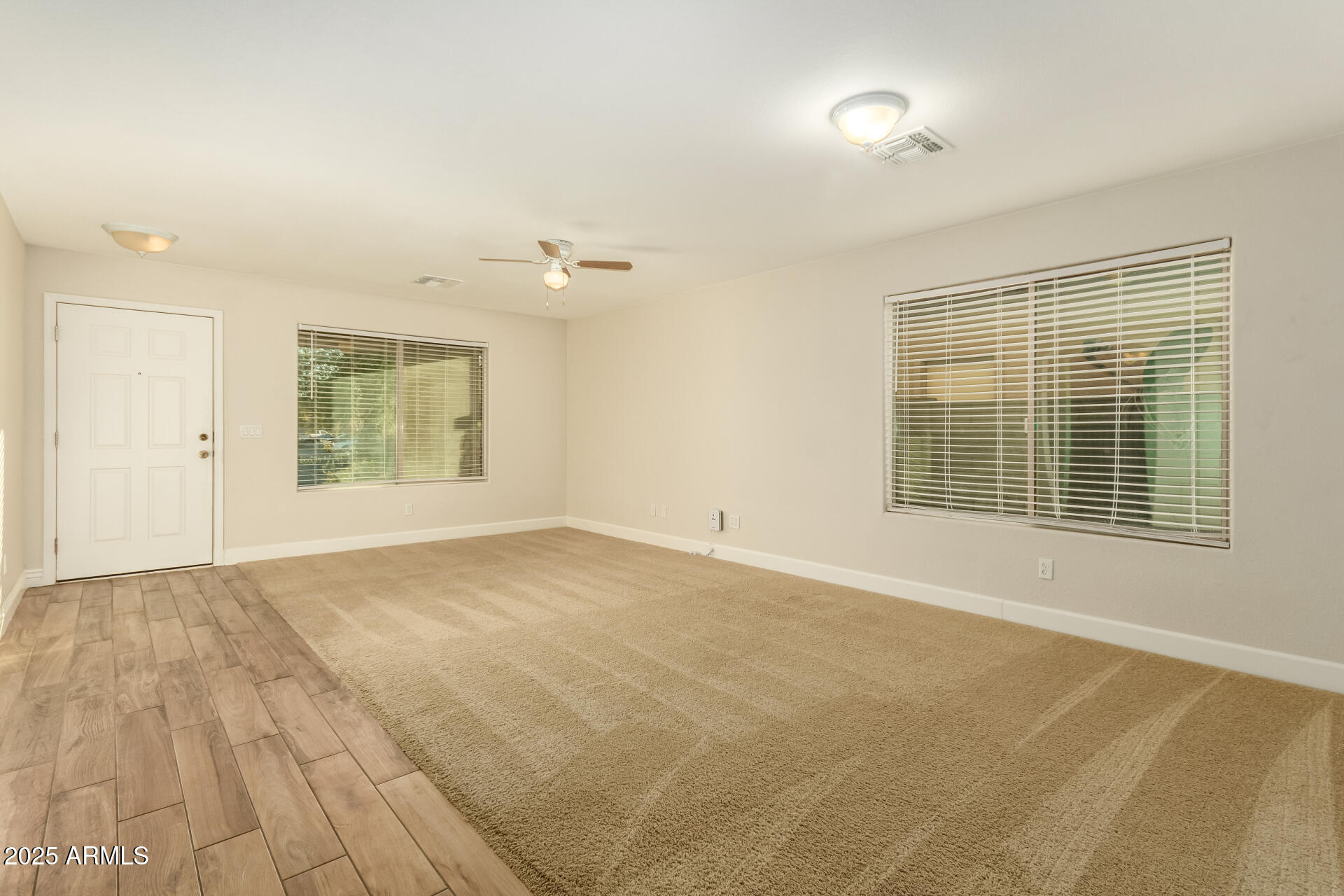 728 E Payton Street Property Photo 8