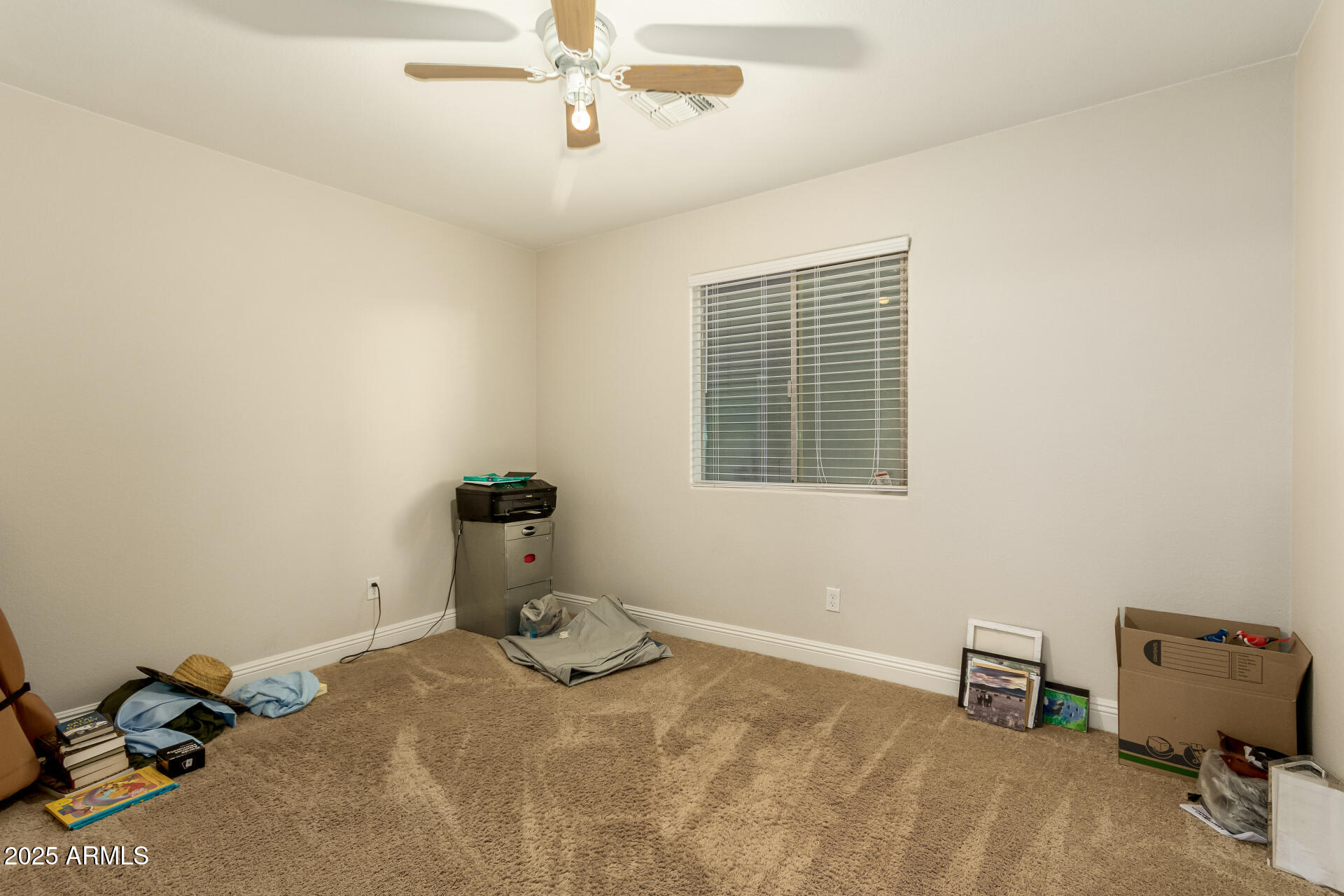728 E Payton Street Property Photo 11