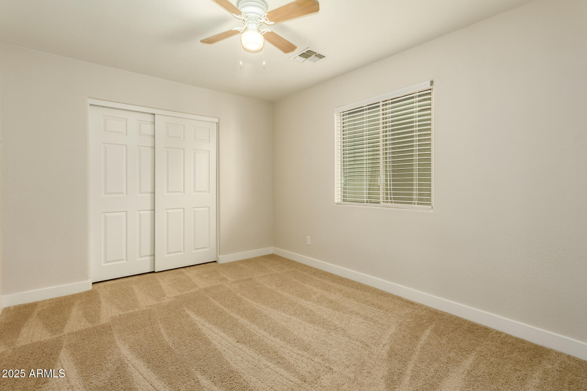 728 E Payton Street Property Photo 18