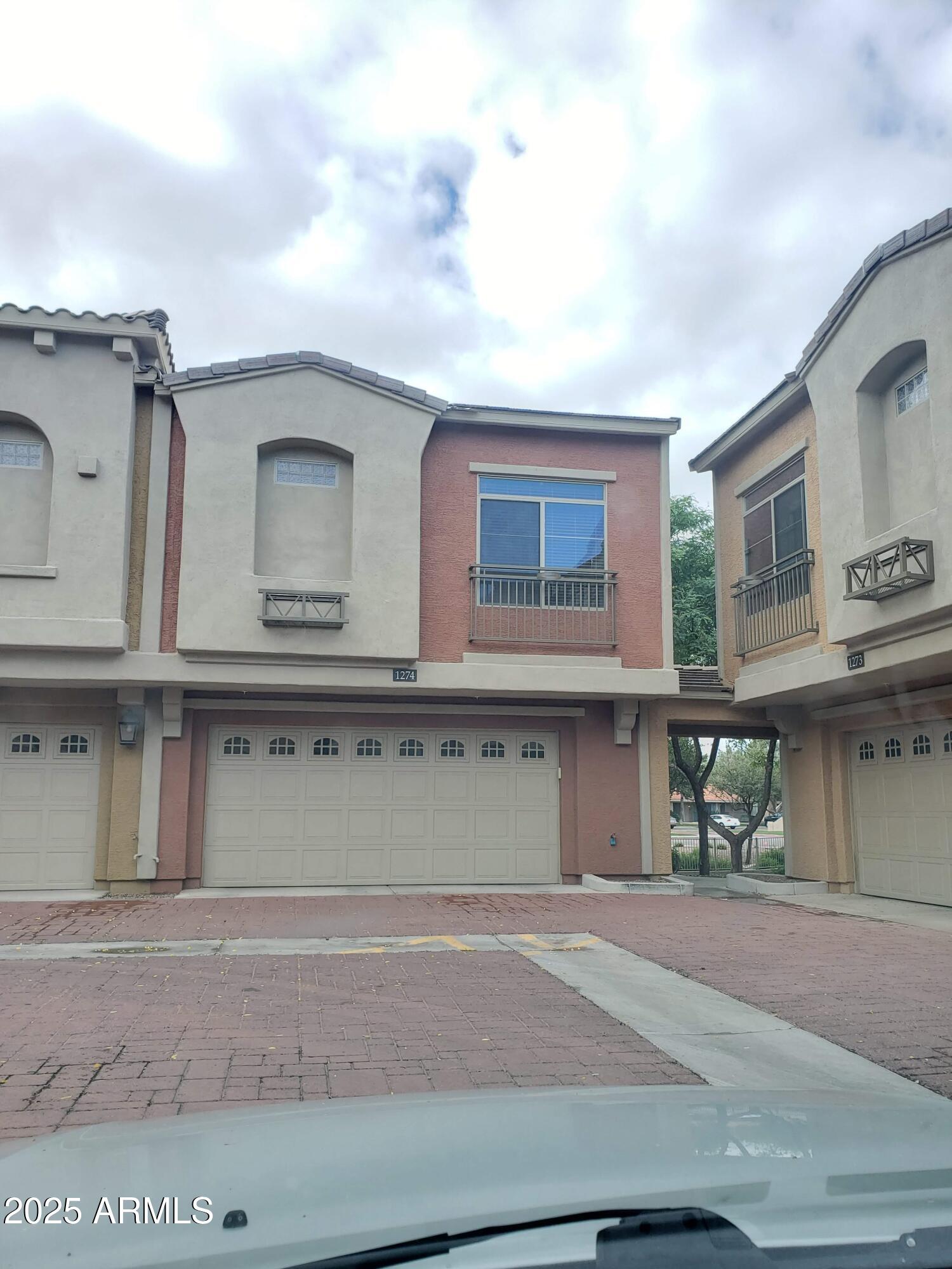 6808672 Property Photo 1
