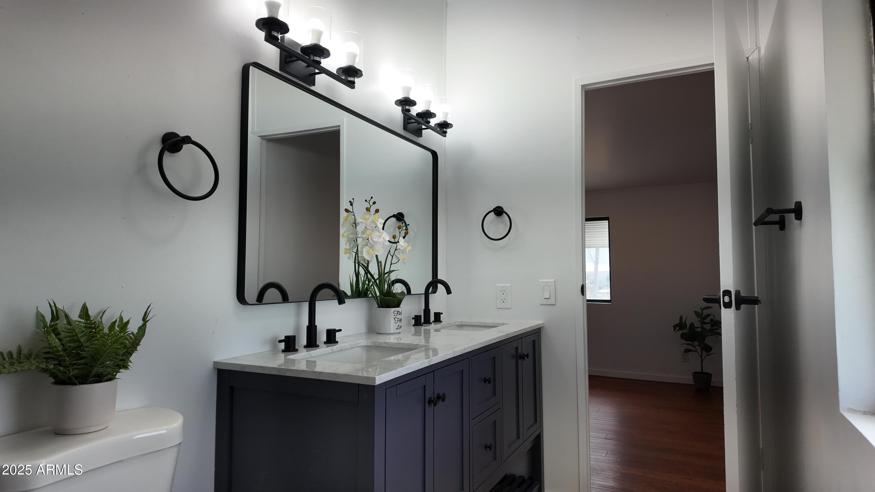 20836 E Cactus Wren Drive Property Photo 3