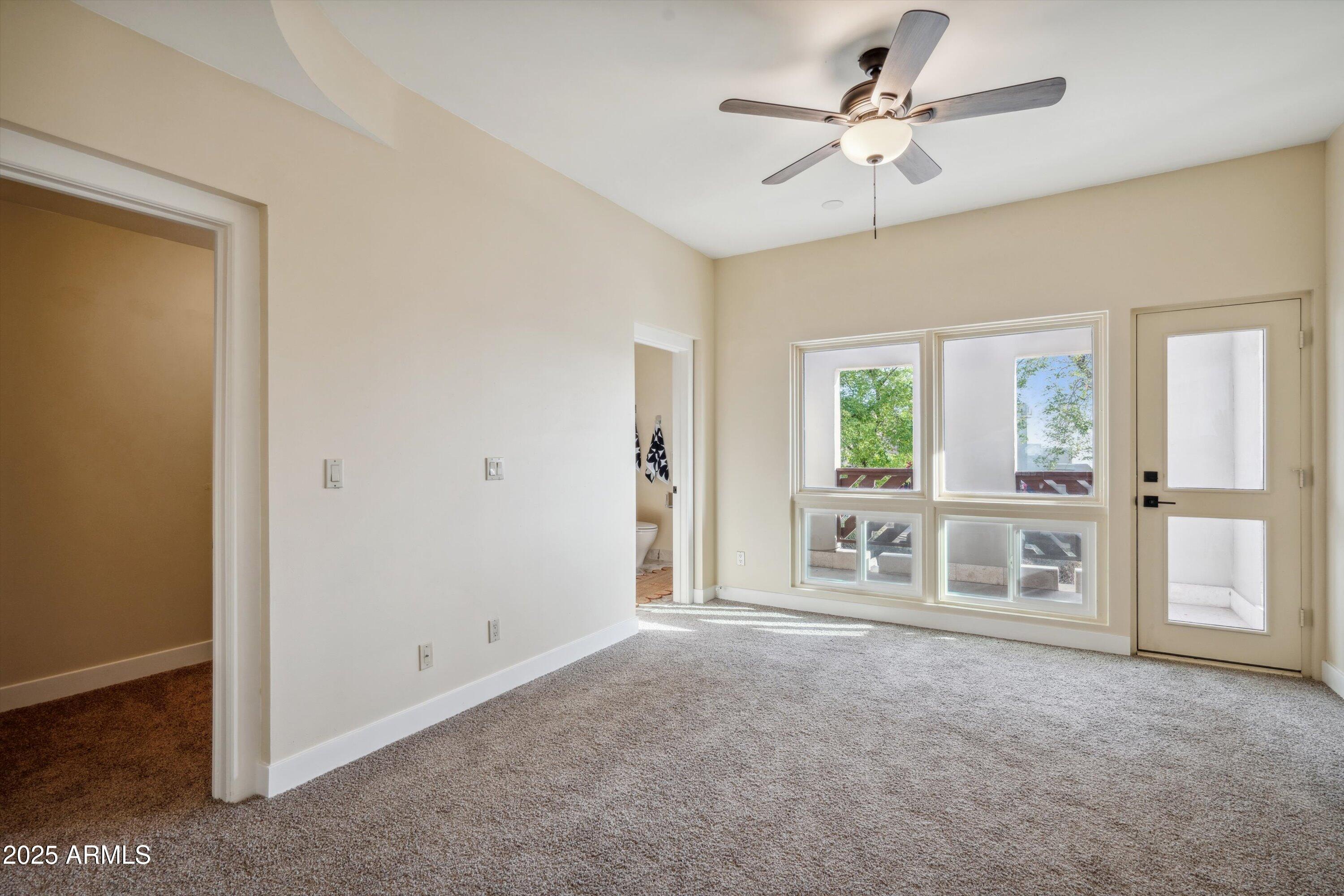 6411 S River Drive Property Photo 24